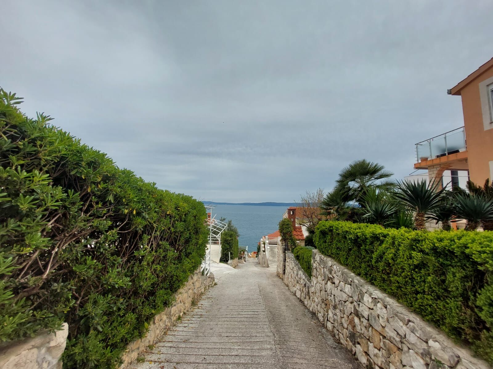 Apartments Mladen 84771-A2