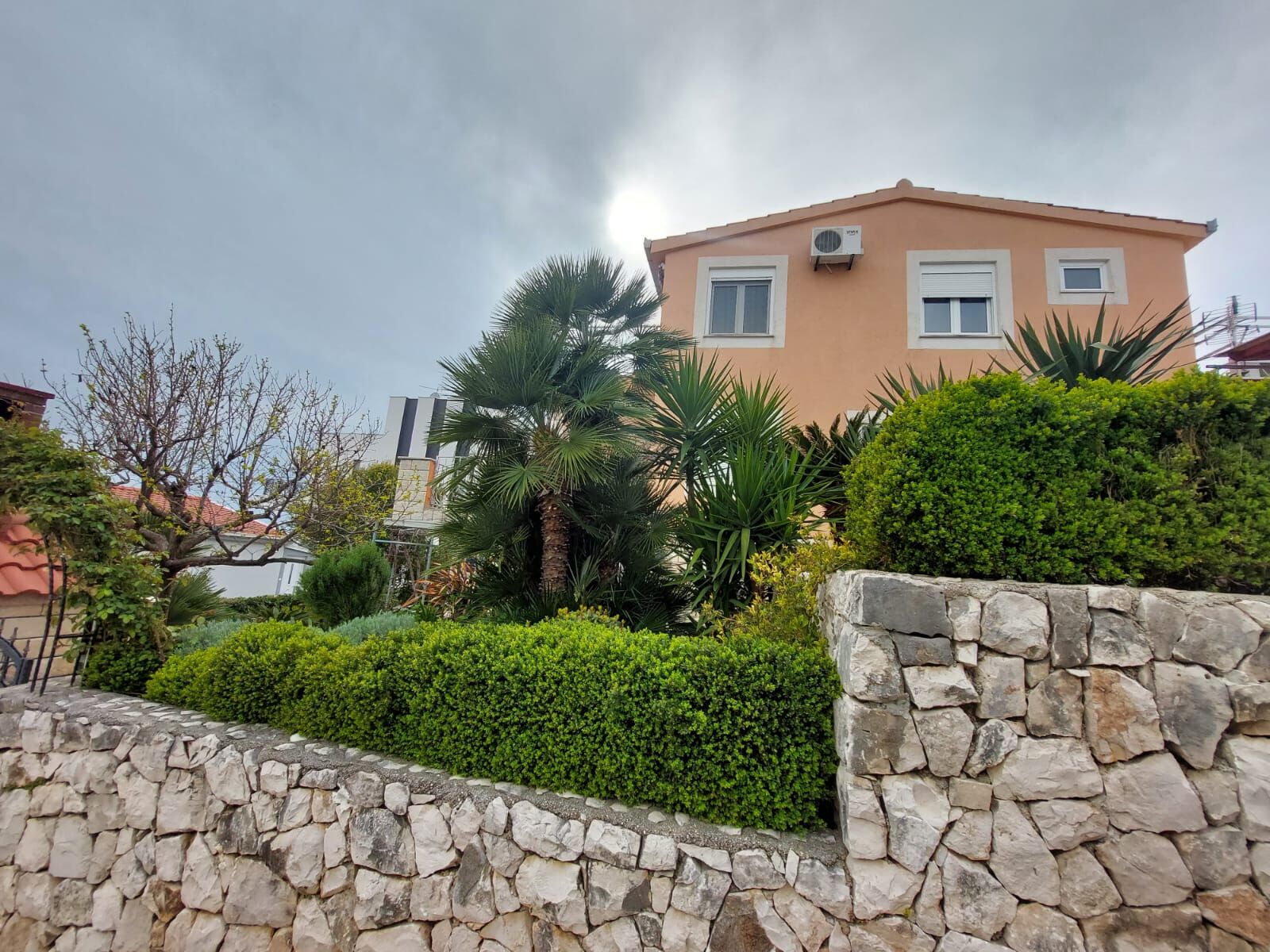 Apartments Mladen 84771-A2
