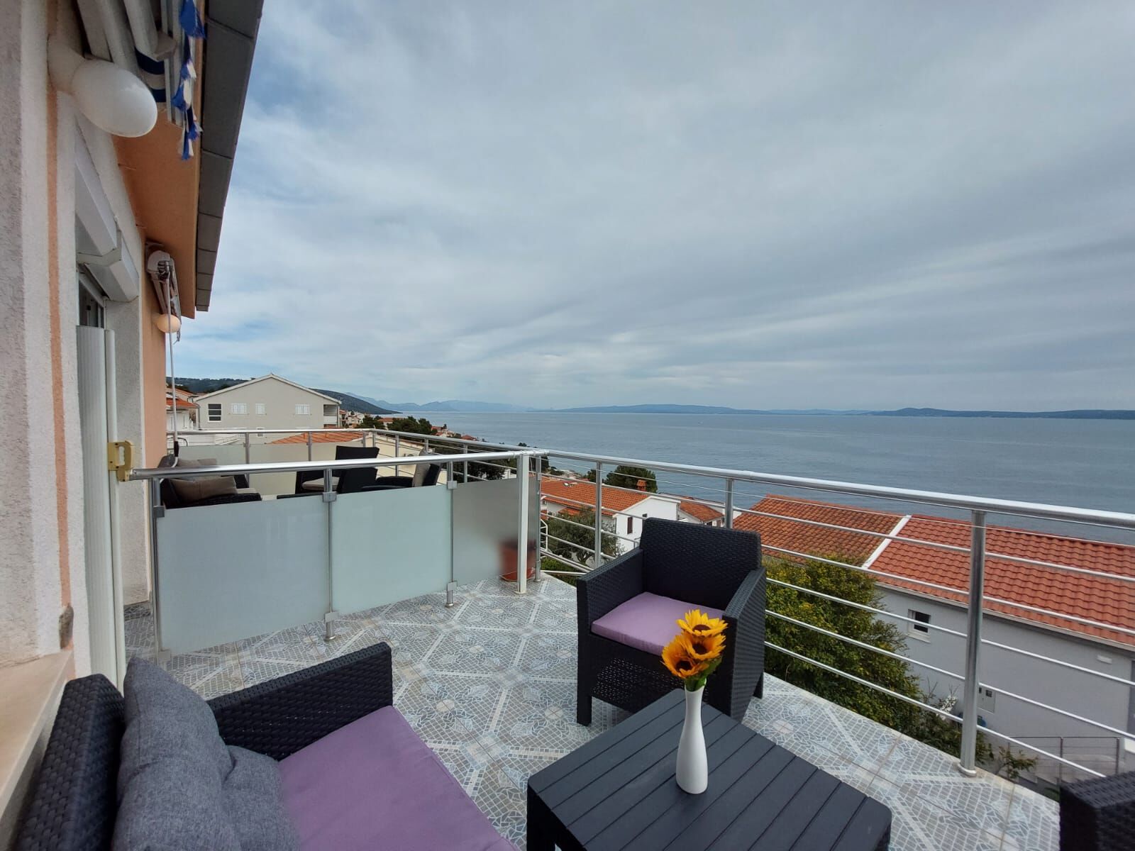 Apartments Mladen 84771-A2