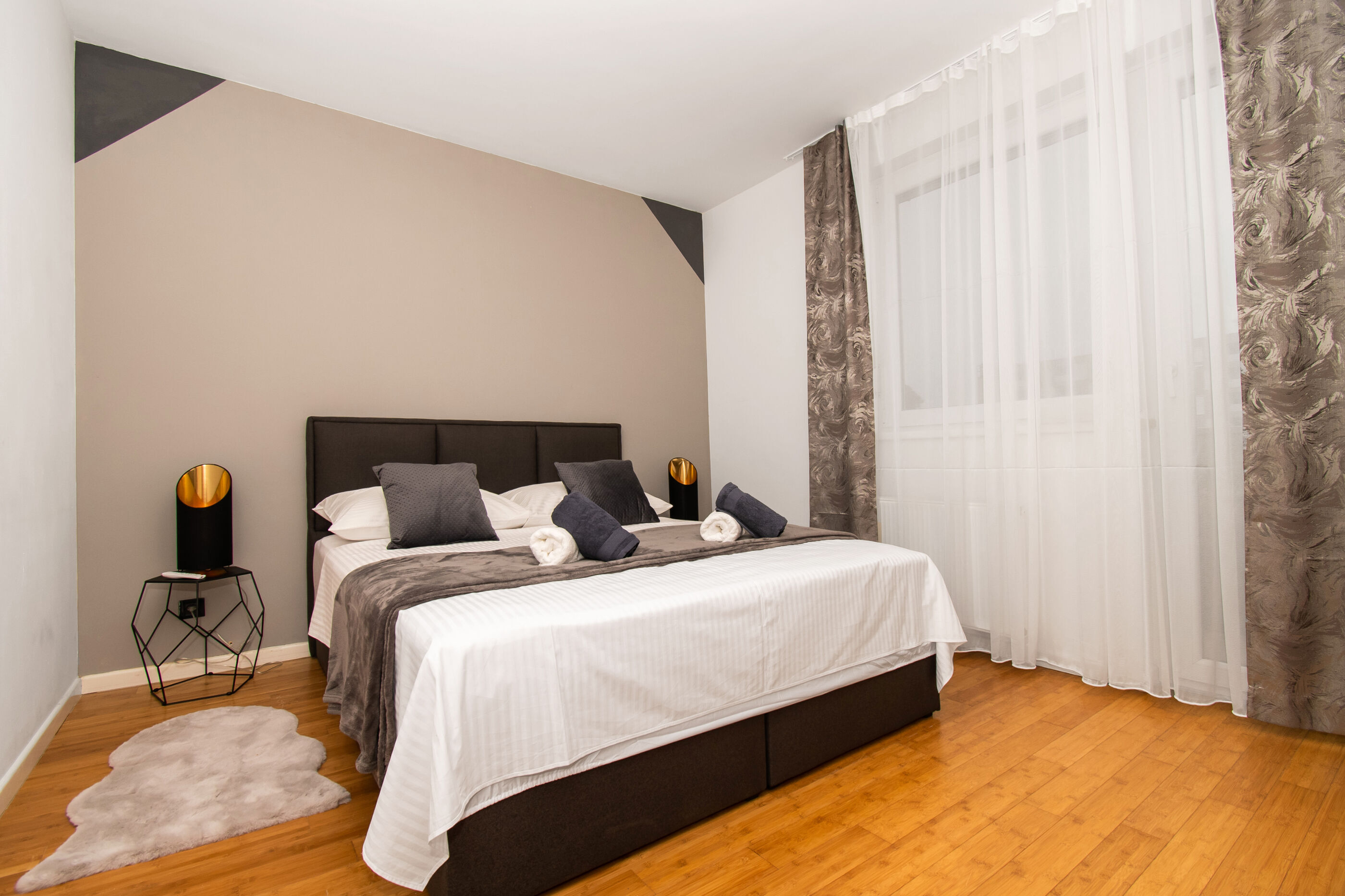 Apartment Only love 84401-A1