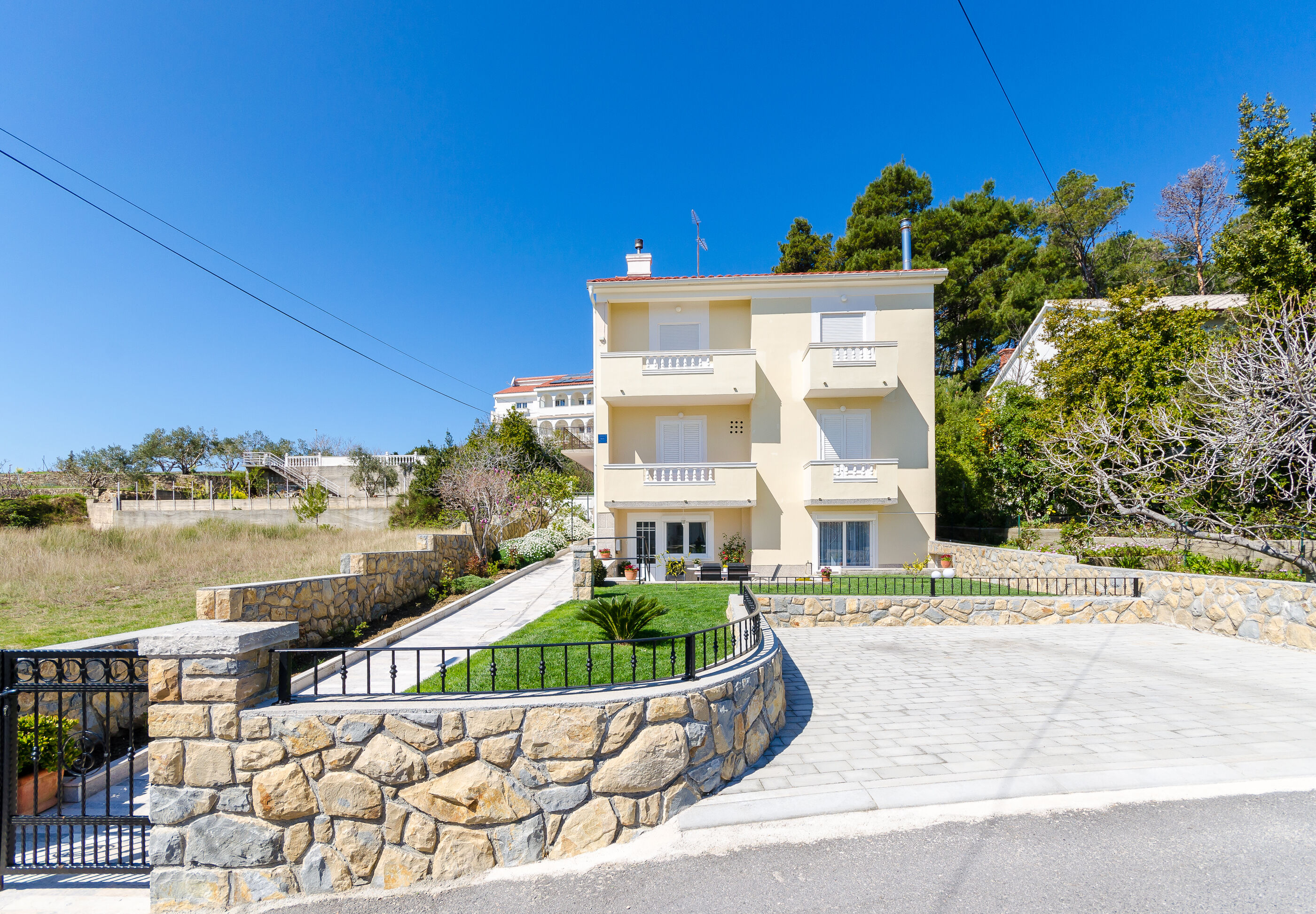 Apartment BRANKA Accommodation in Rab