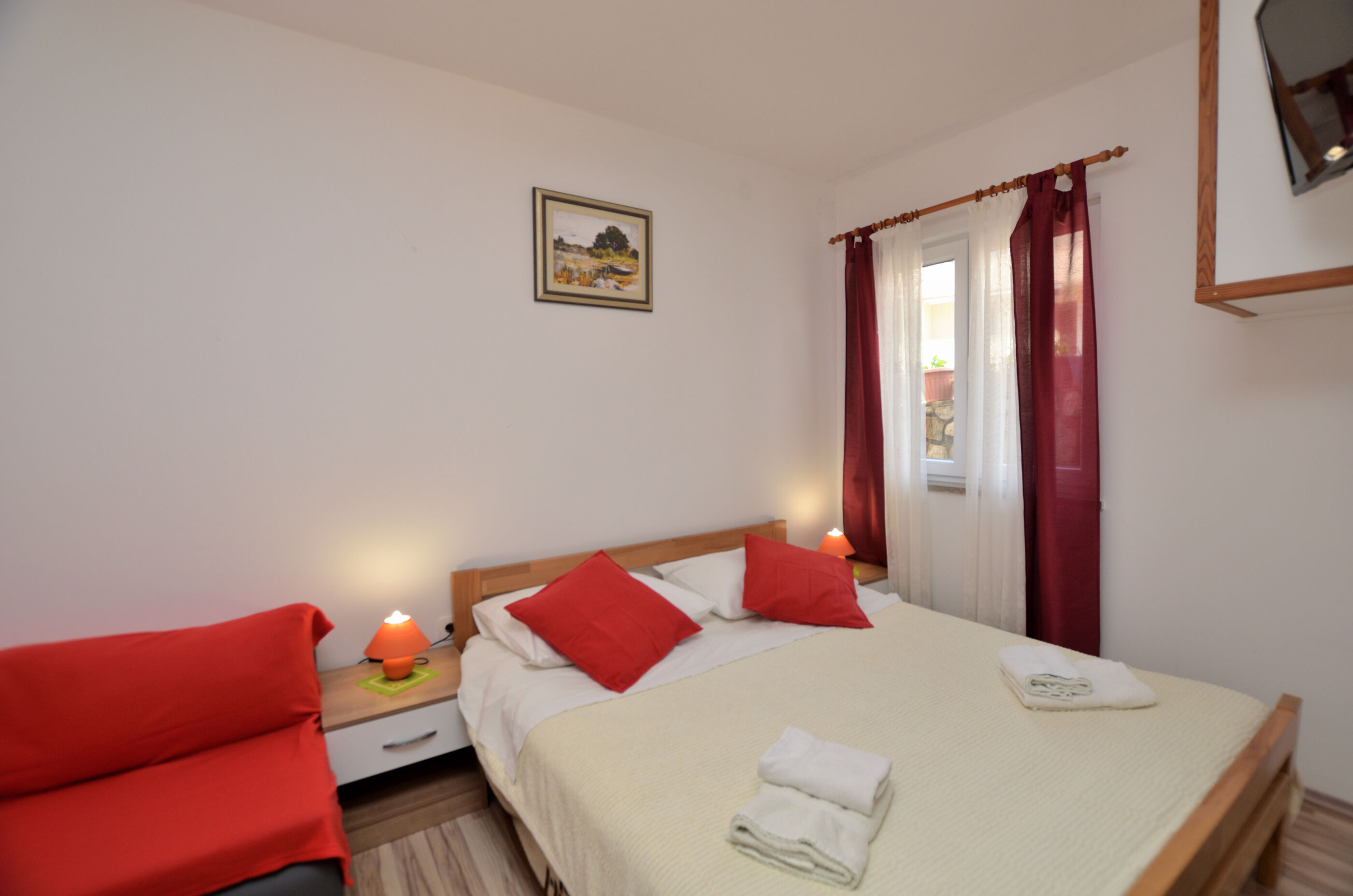 Apartments Rafael 67831-A3