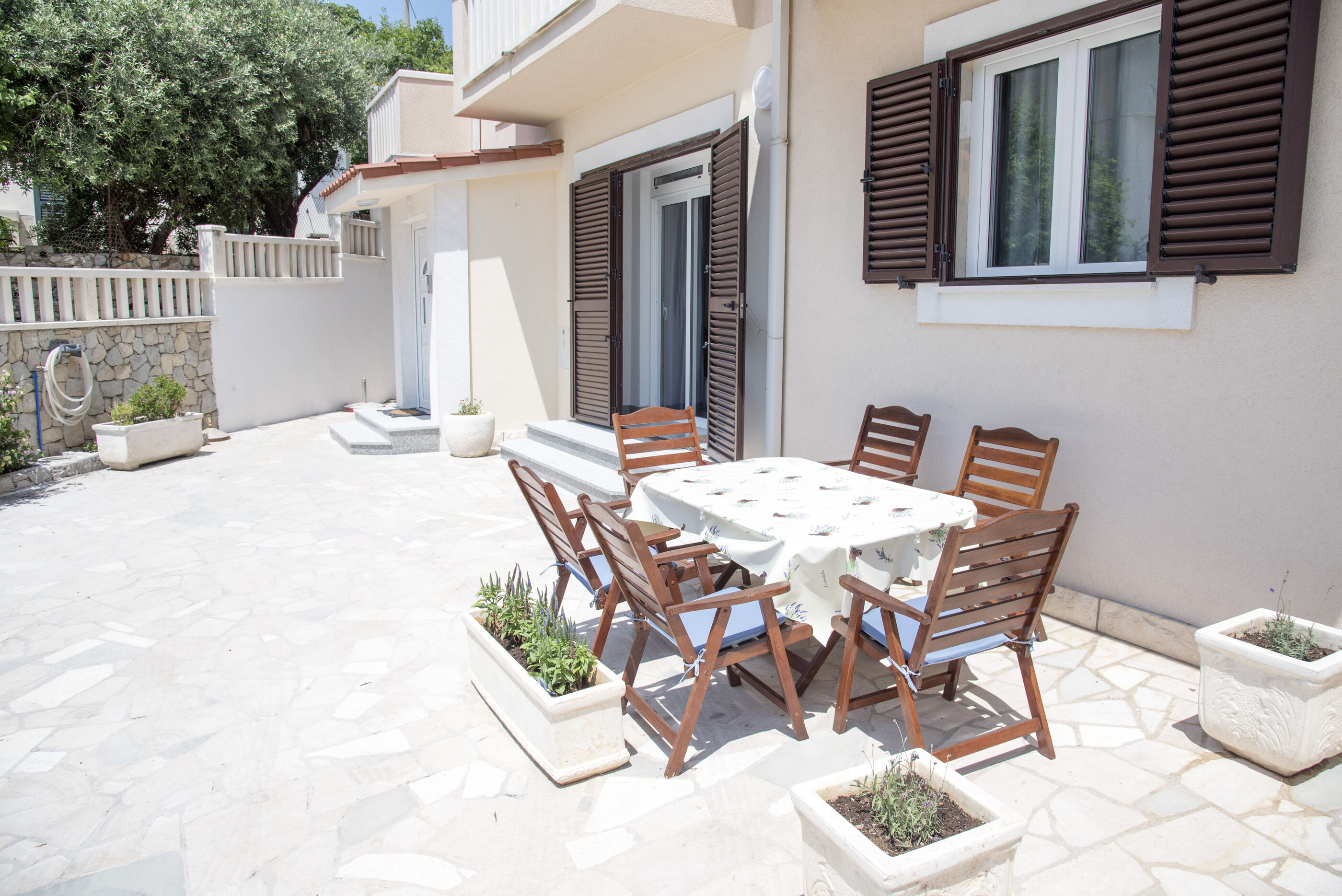 Apartments Pavla&Niko 84851-A1