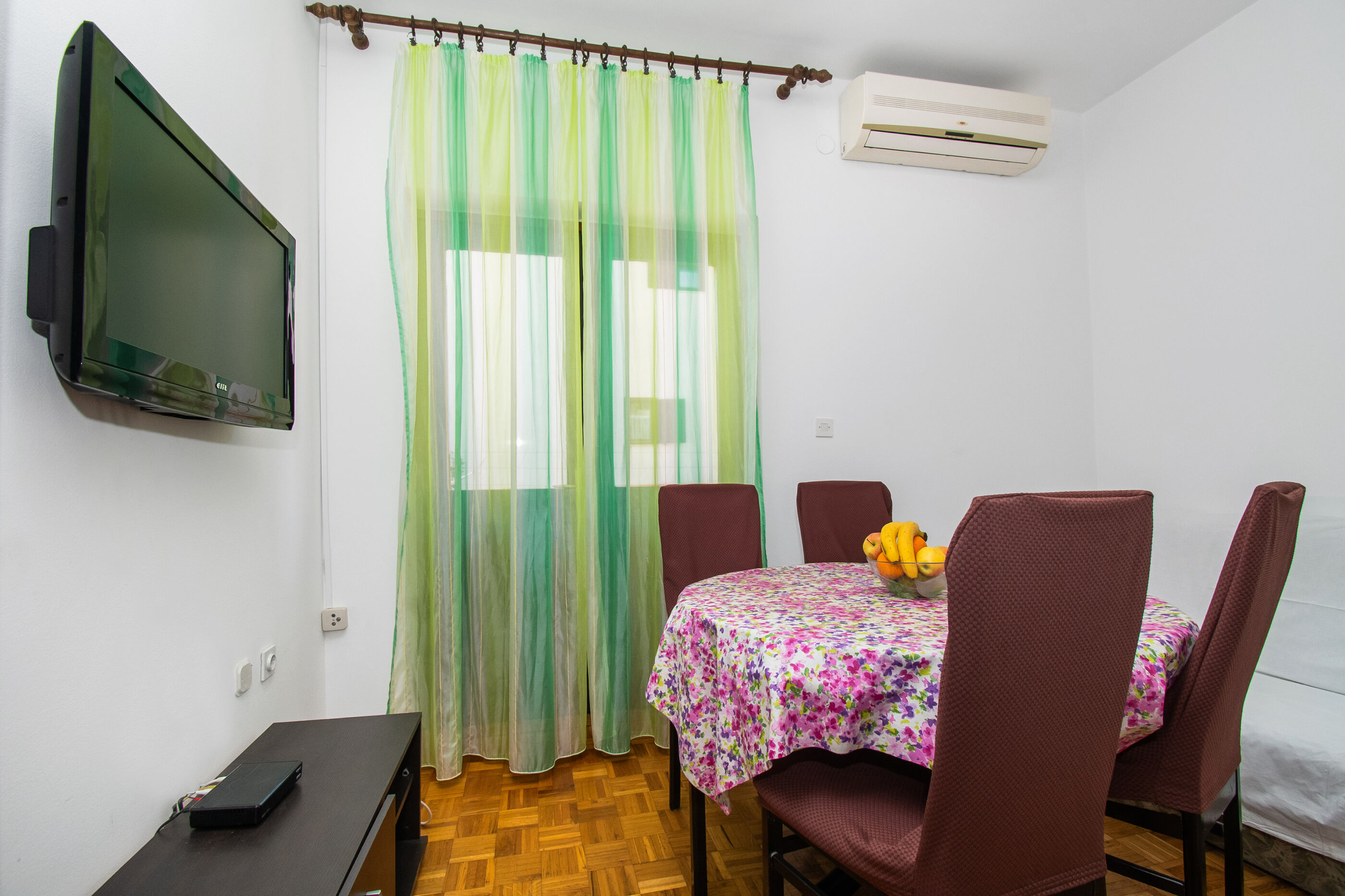 Apartments Ivan 26471-A1