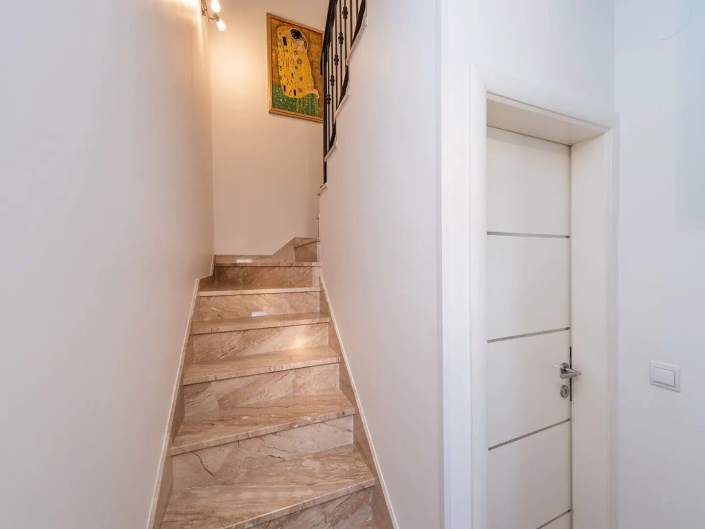 House Ruza 84891-K1