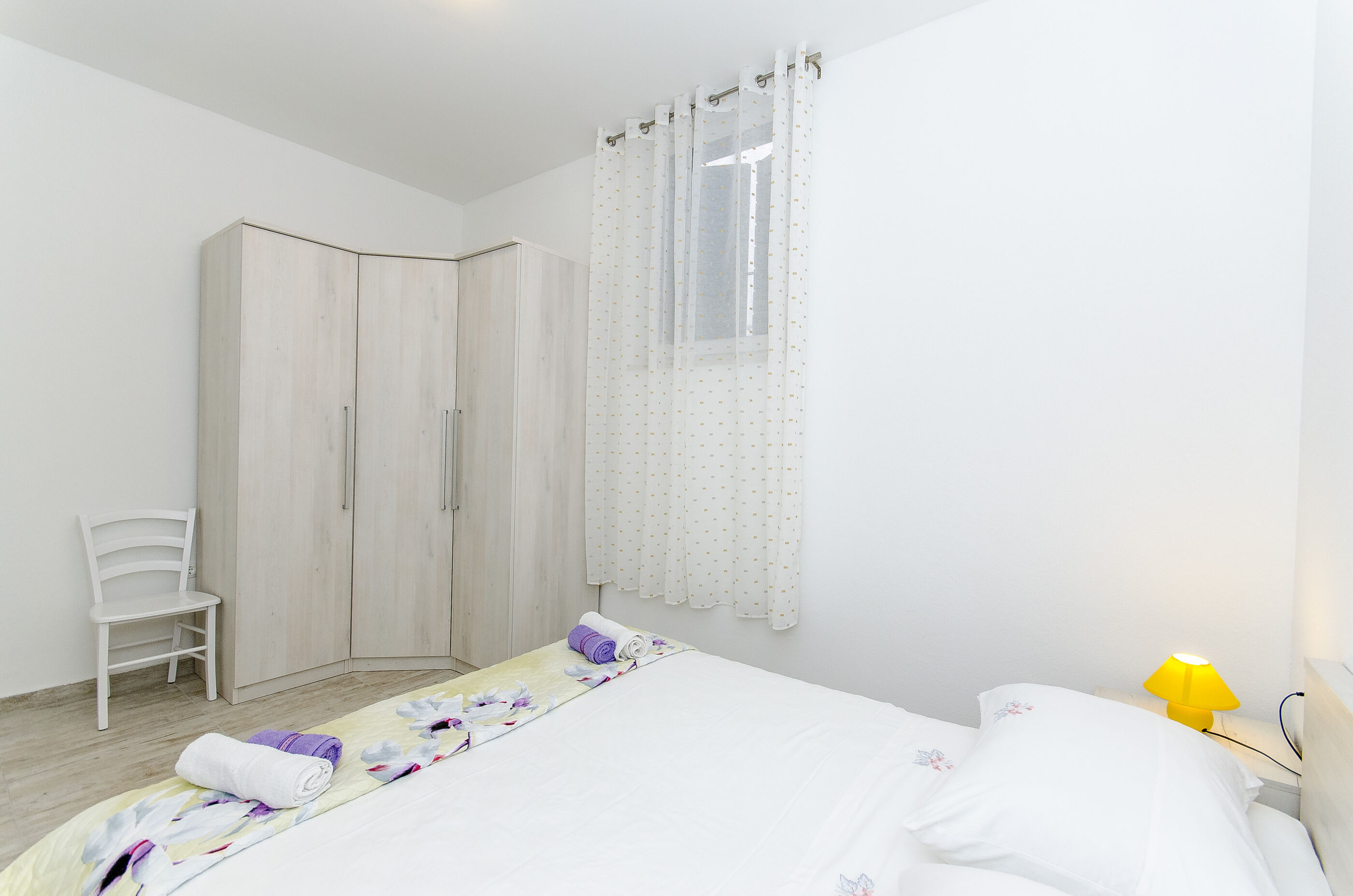 Apartment Paradise 84871-A1