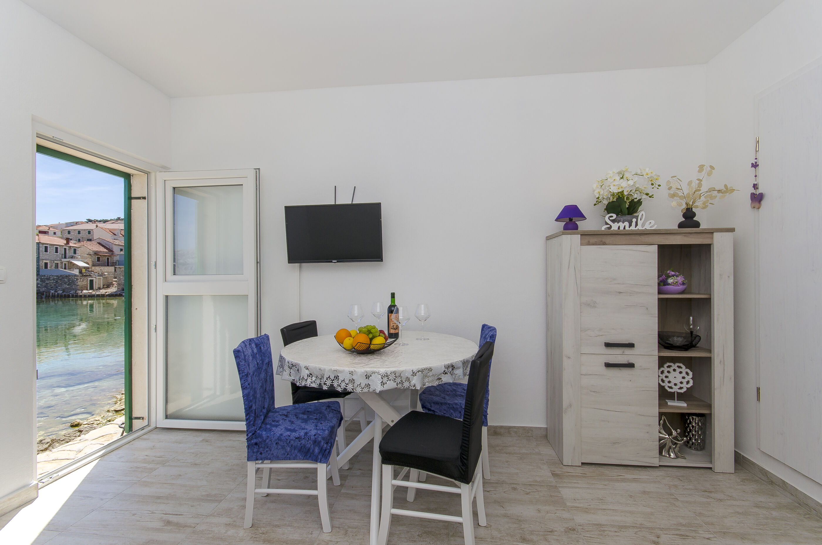Apartment Paradise 84871-A1