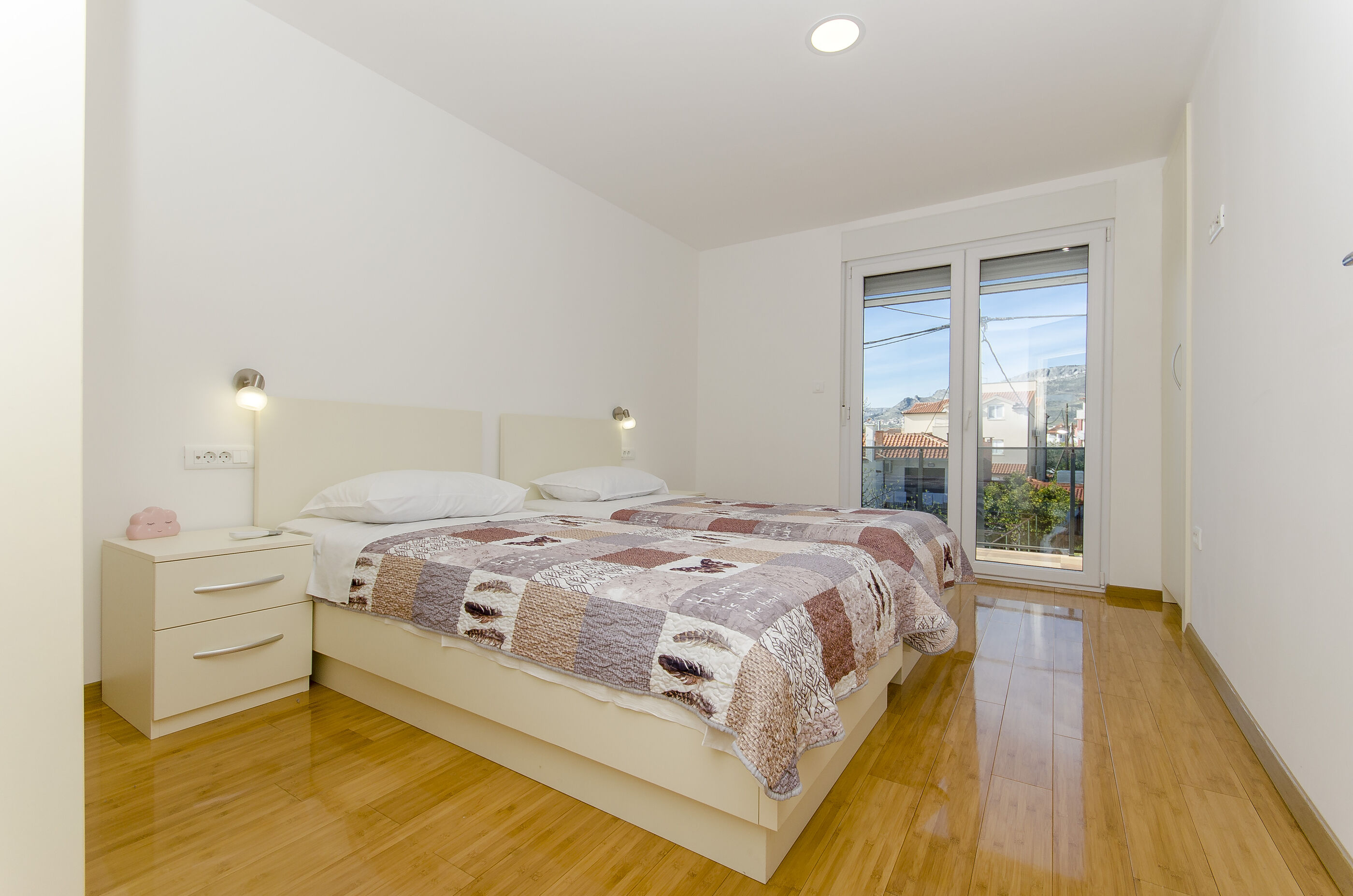 Apartment Niko 25361-A1
