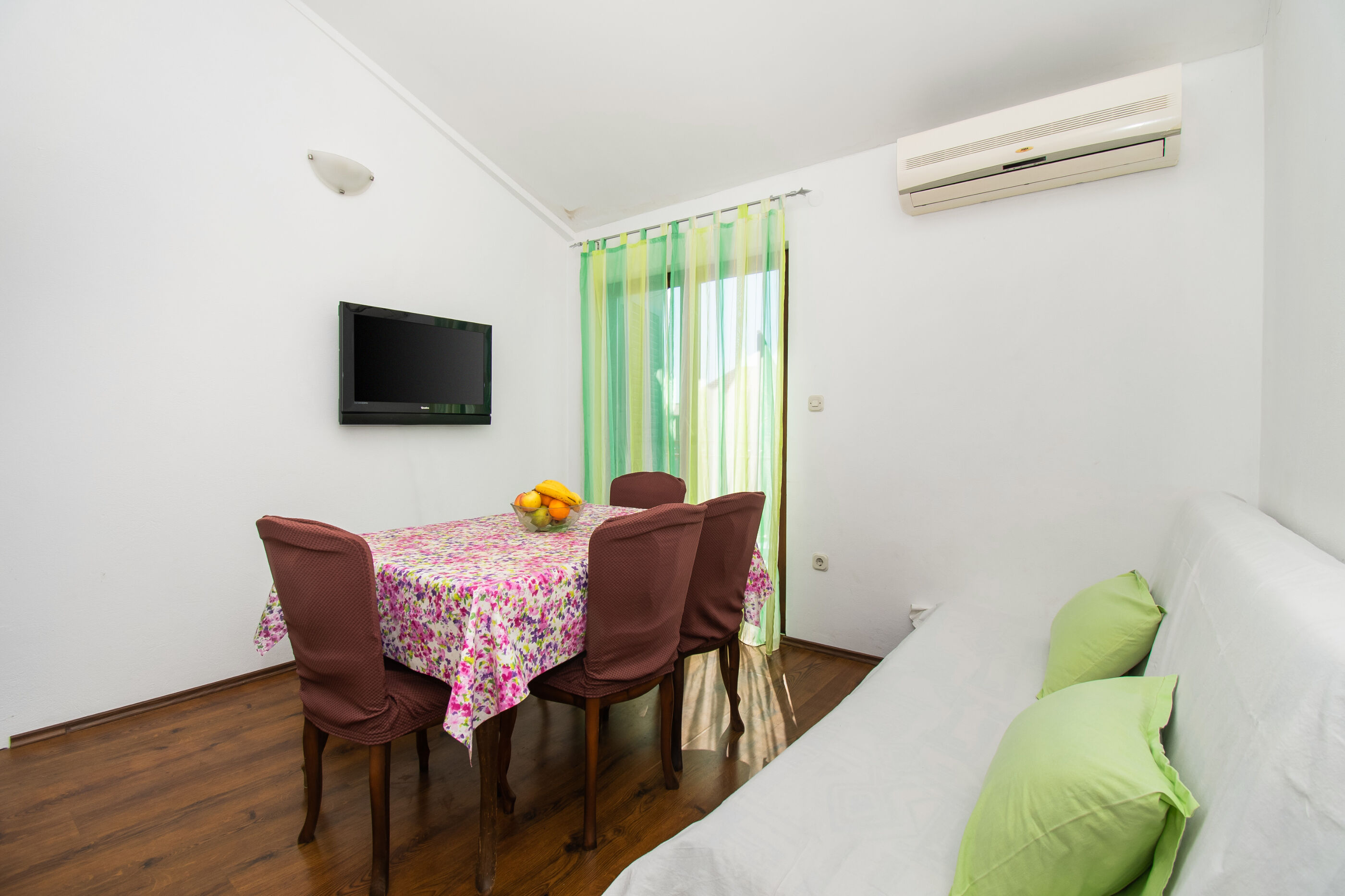 Apartments Ivan 26471-A2