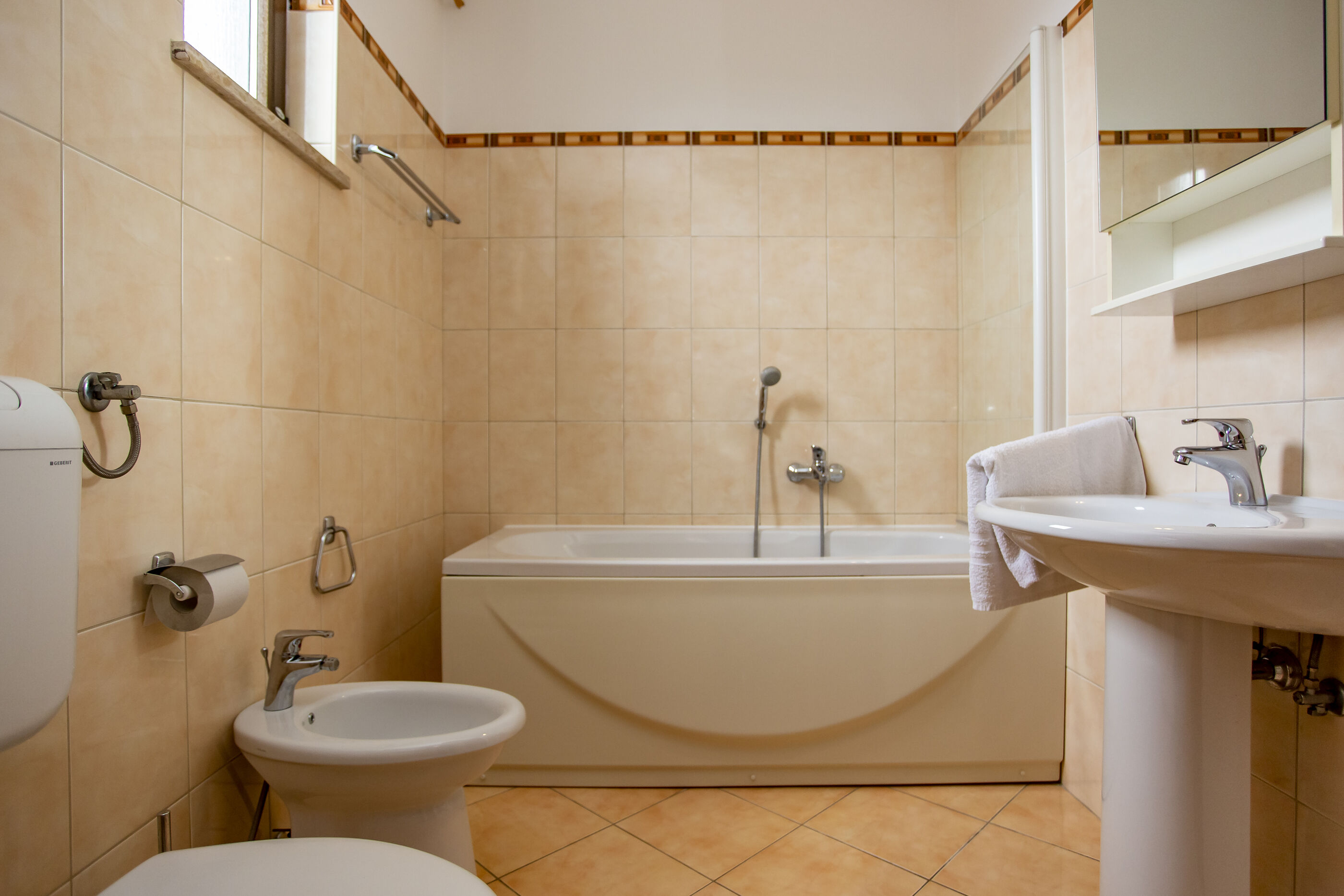 Apartments Sinisa 84841-A2