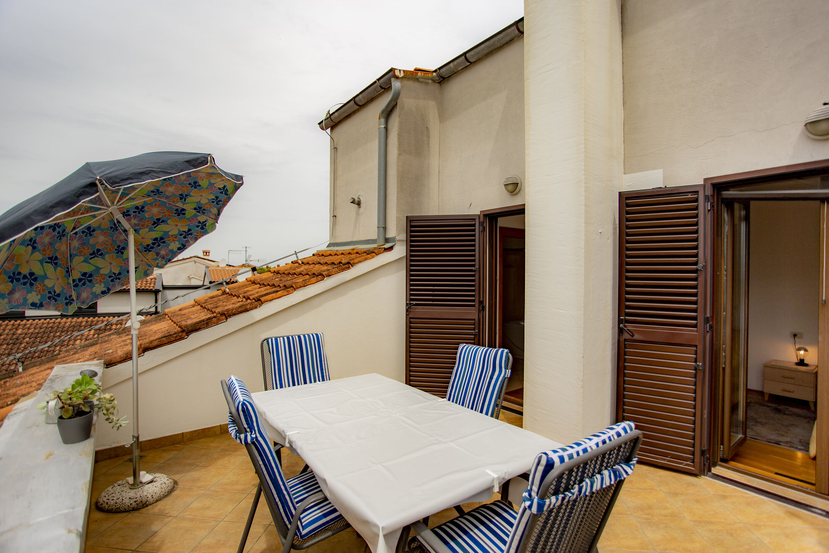 Apartments Sinisa 84841-A2