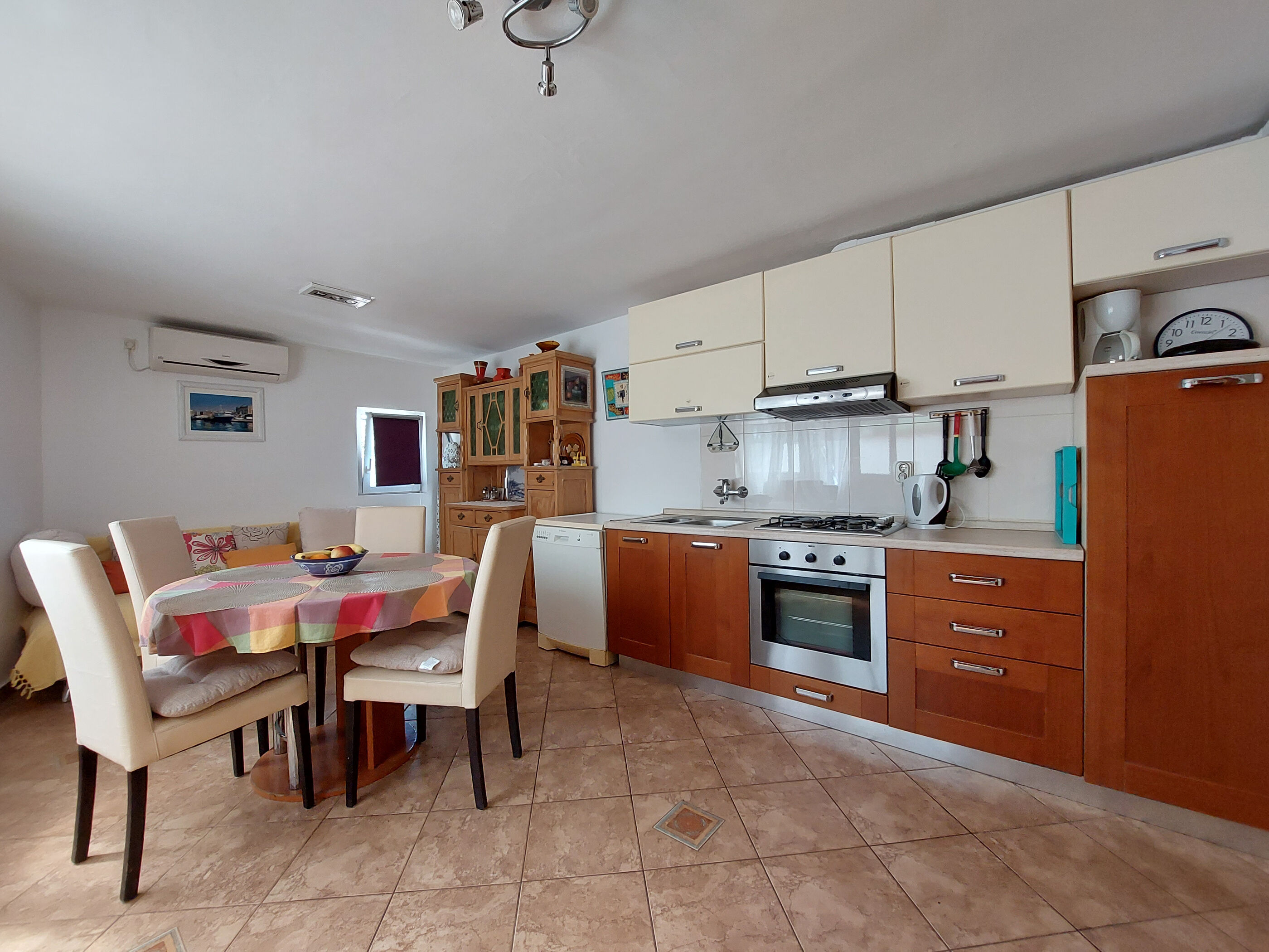 Apartments Ineska 84701-A1