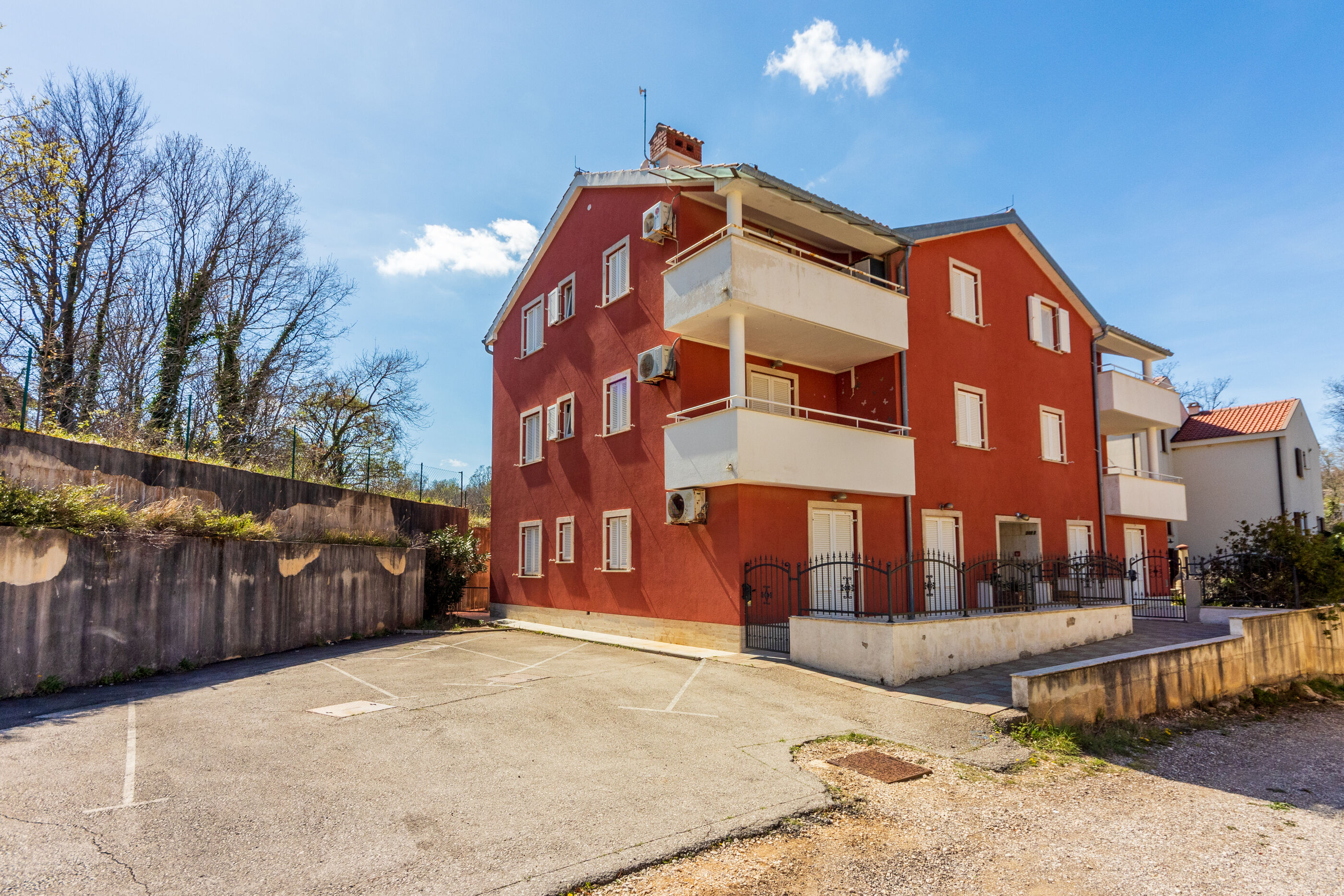 Apartment Sally 71261-A1