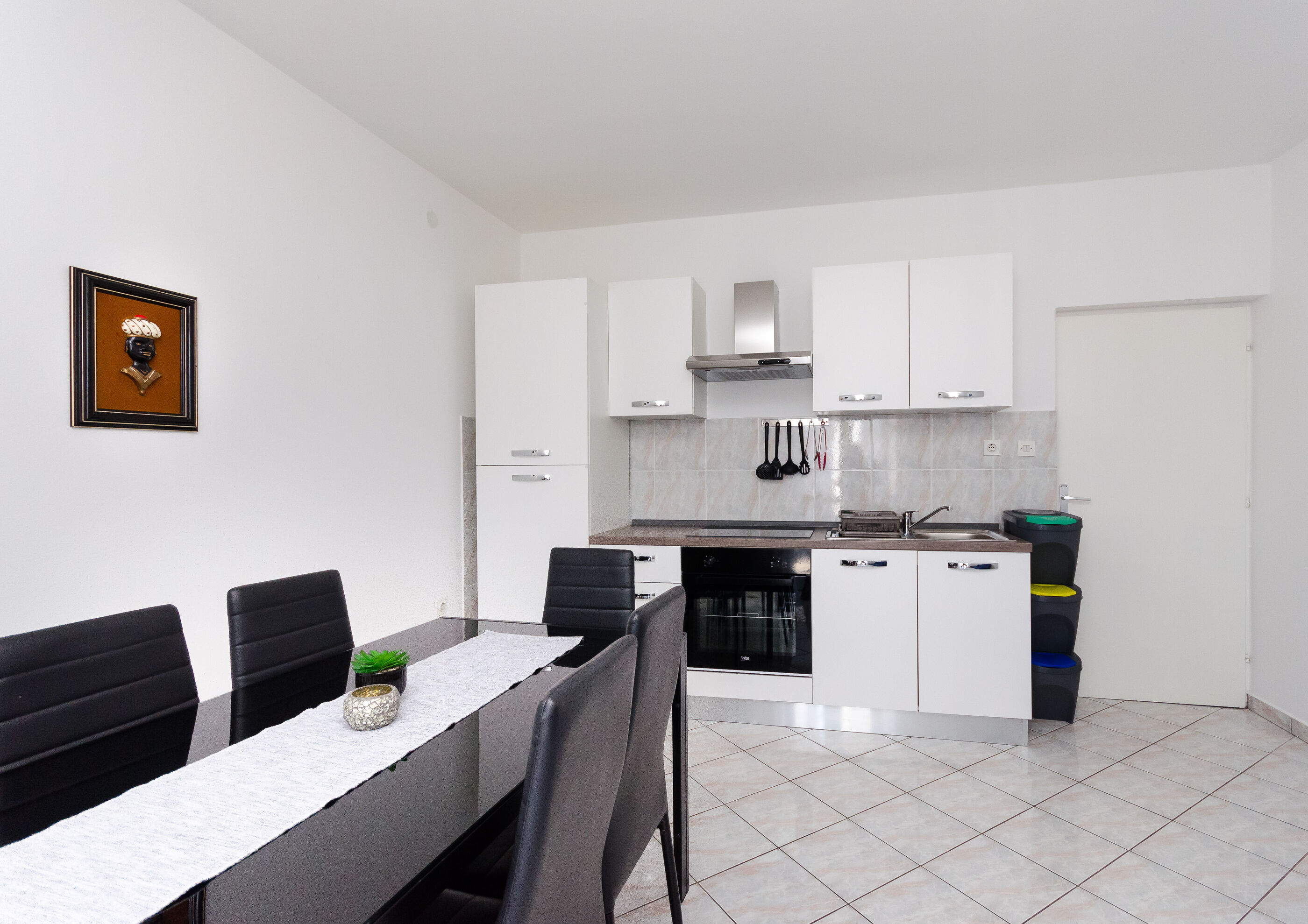 Apartments Luka 78071-A1