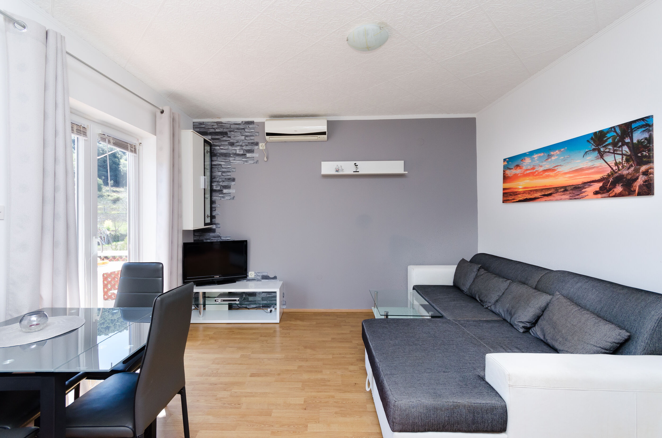 Apartments Luka 78071-A2