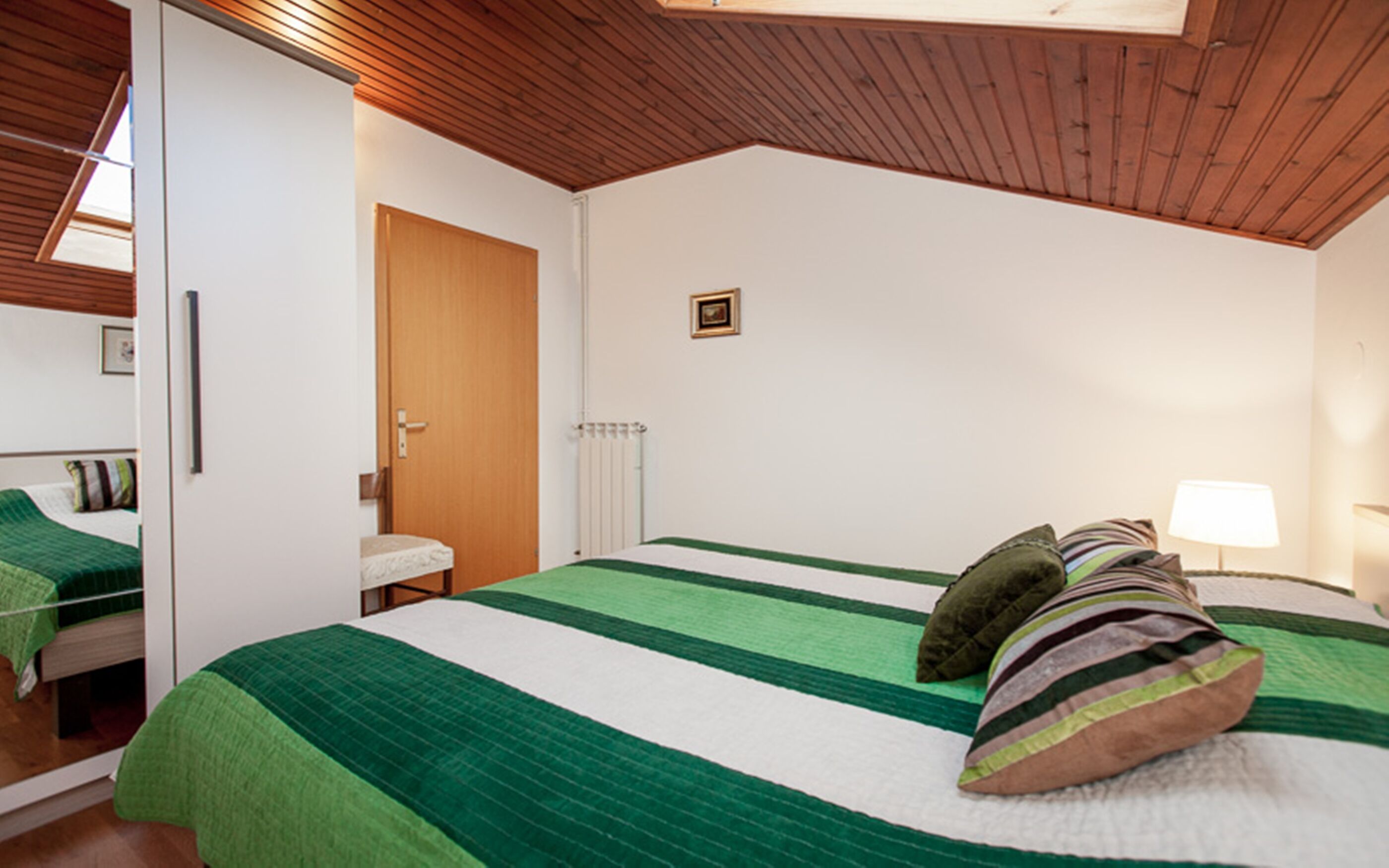 Apartments Tamara 84921-A1