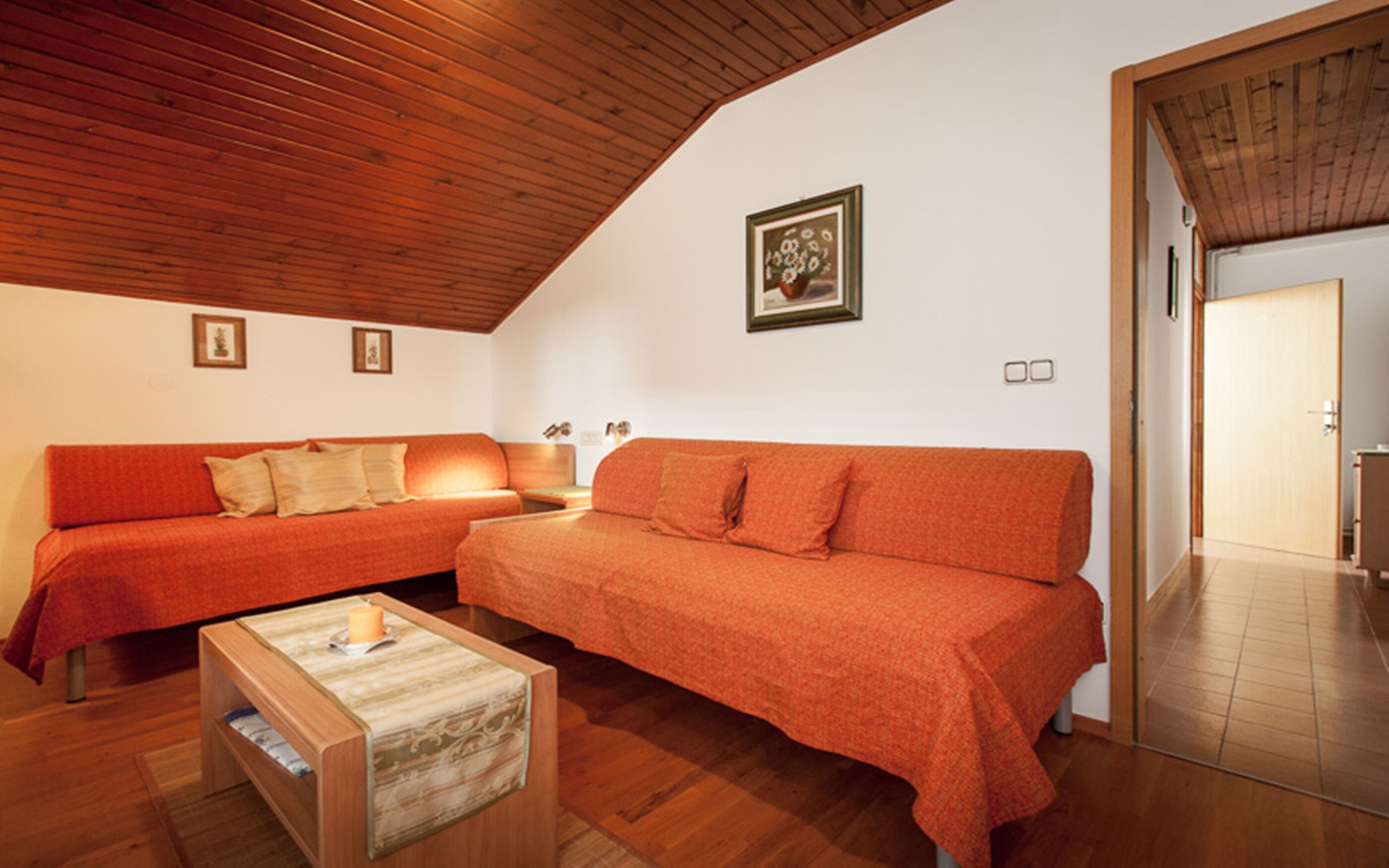 Apartments Tamara 84921-A1