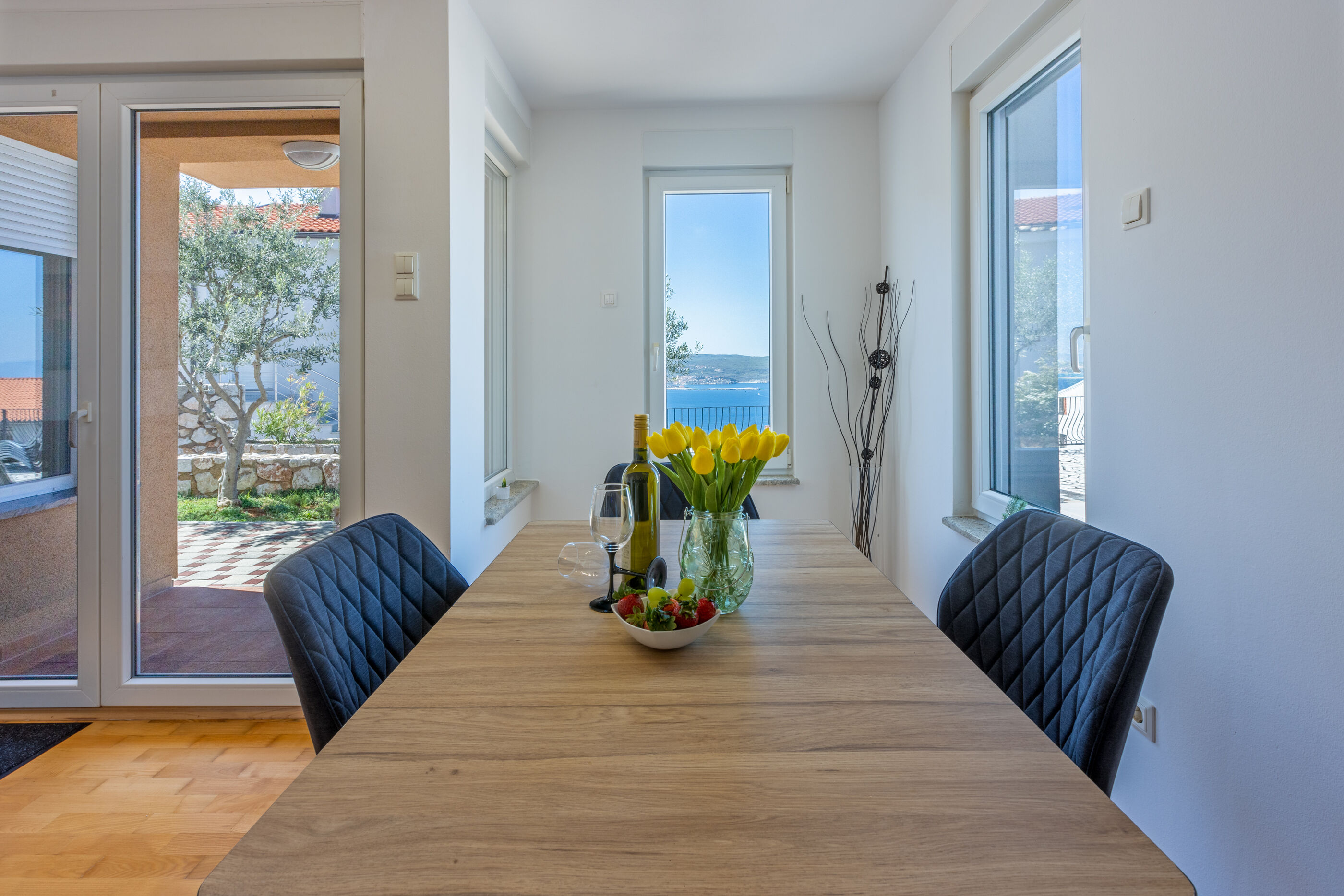 Apartment Deni 84932-A1