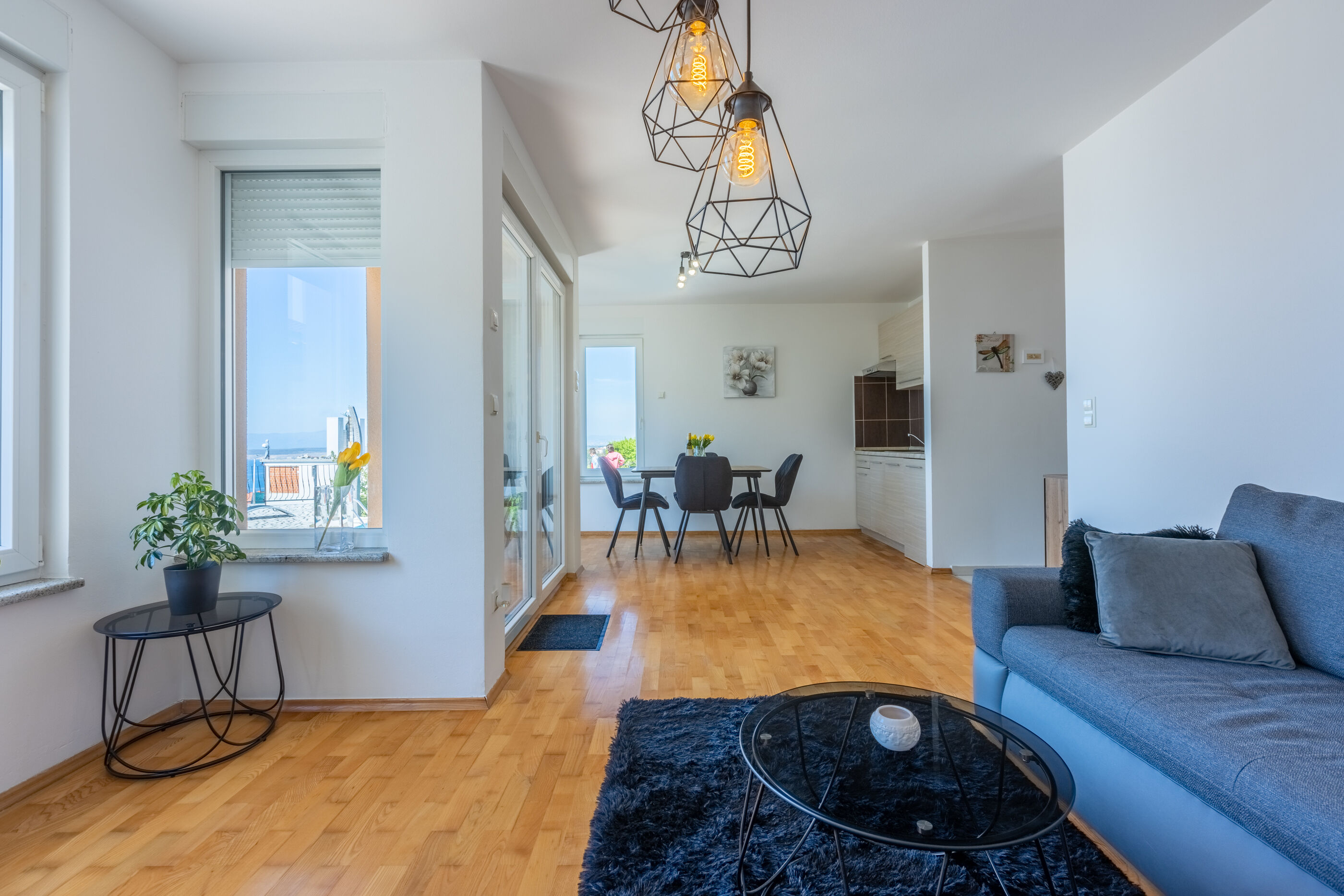 Apartment Deni 84932-A1