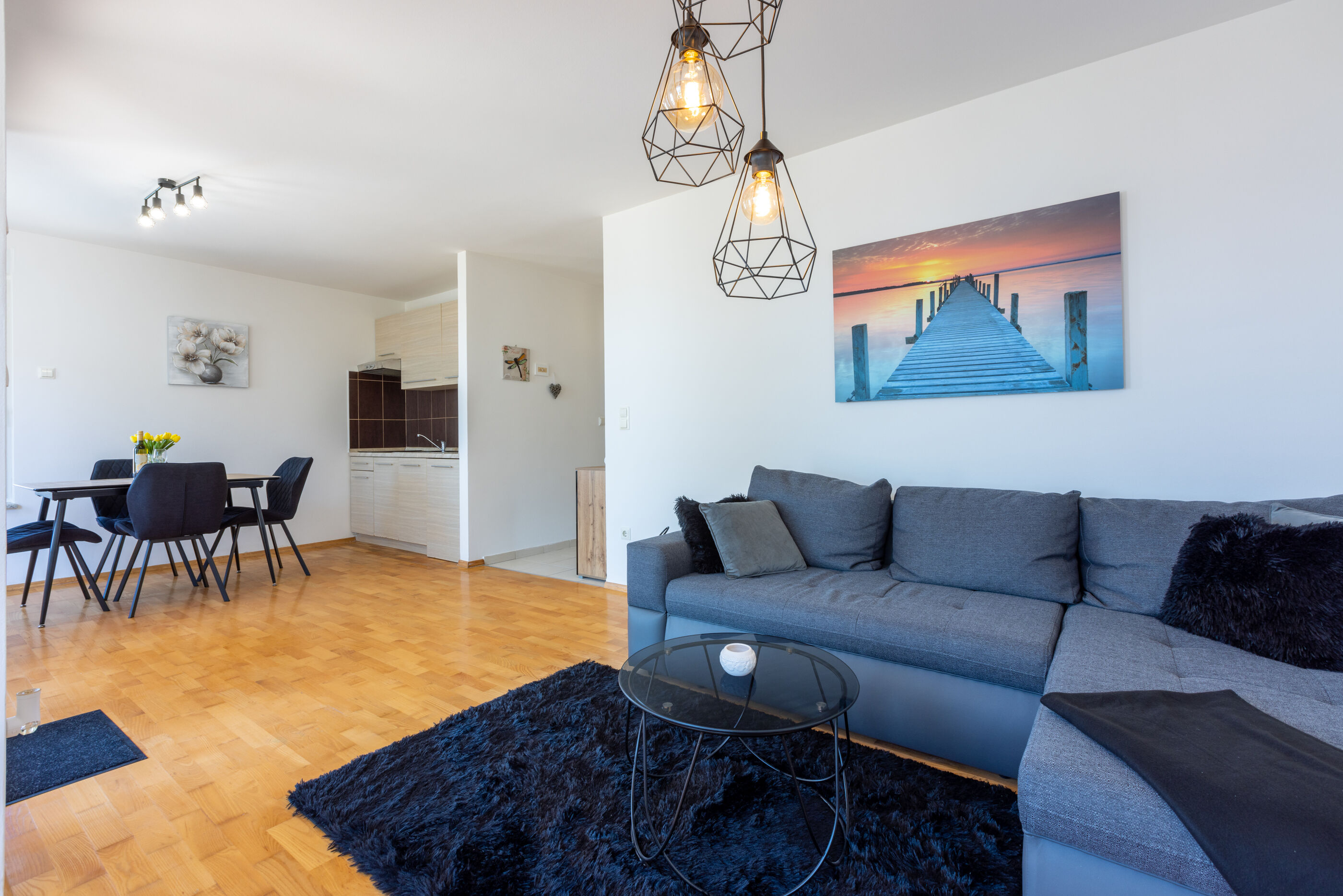 Apartment Deni 84932-A1