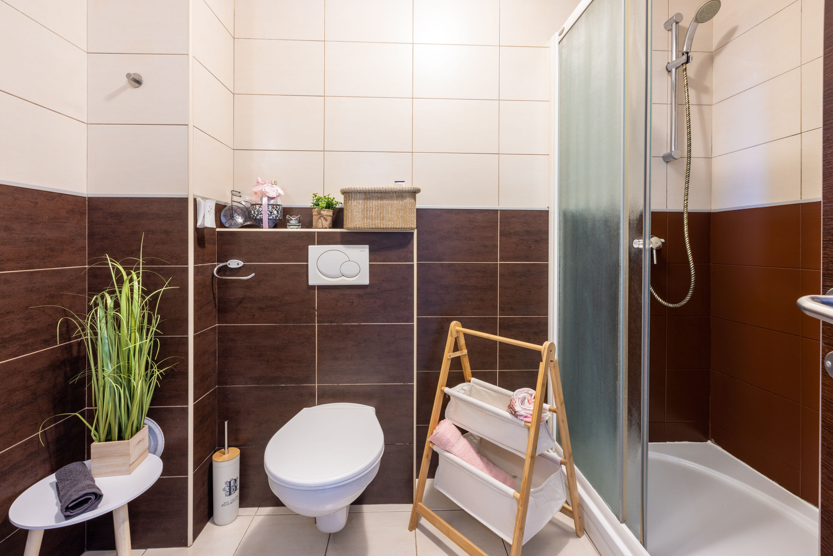 Apartment Deni 84932-A1