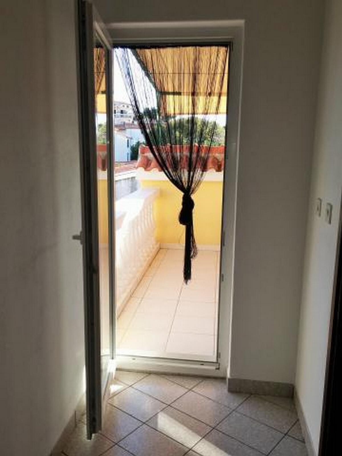 Apartments and Room Take it easy 85111-A2