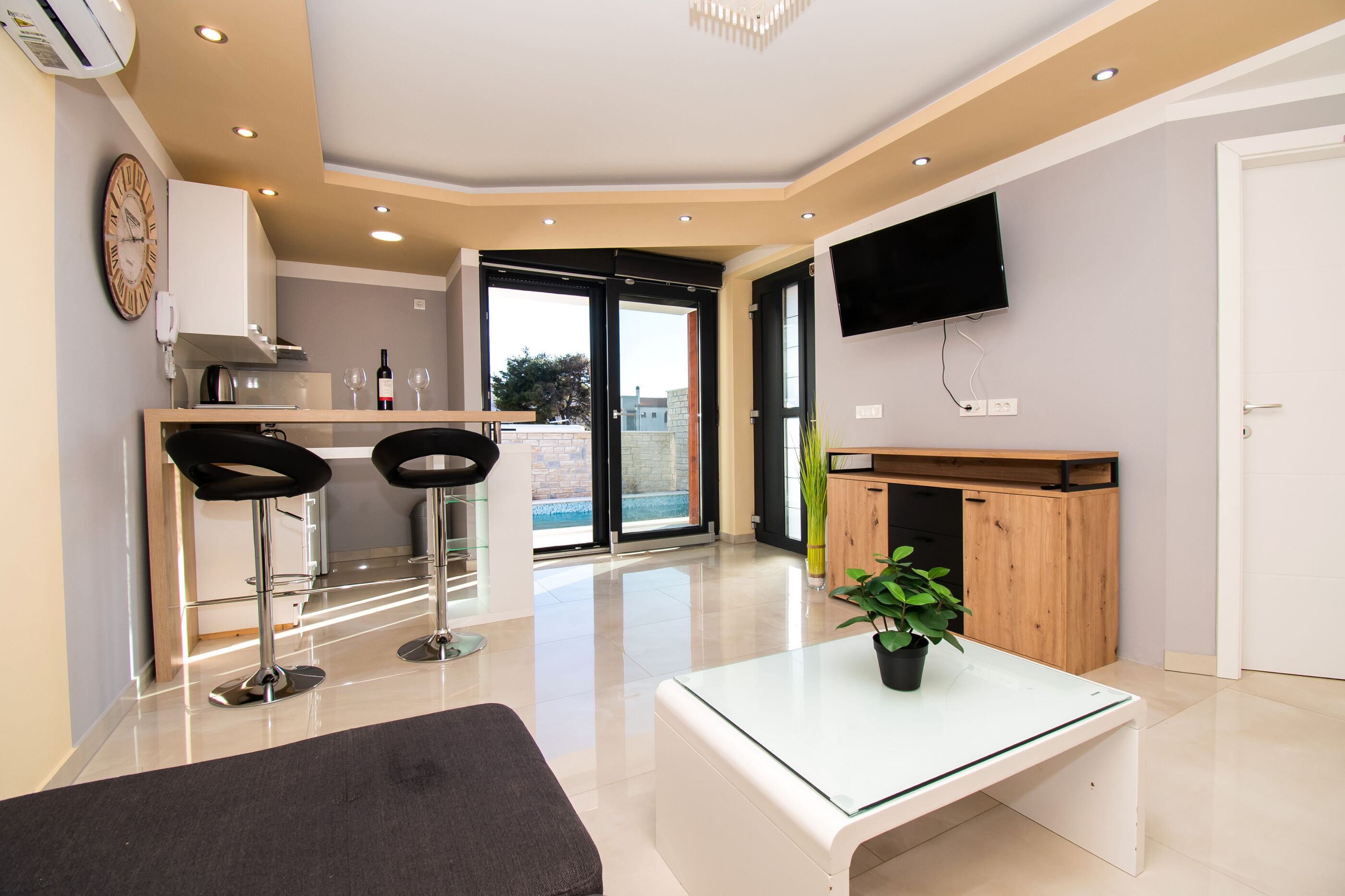 House Draga 82311-K1