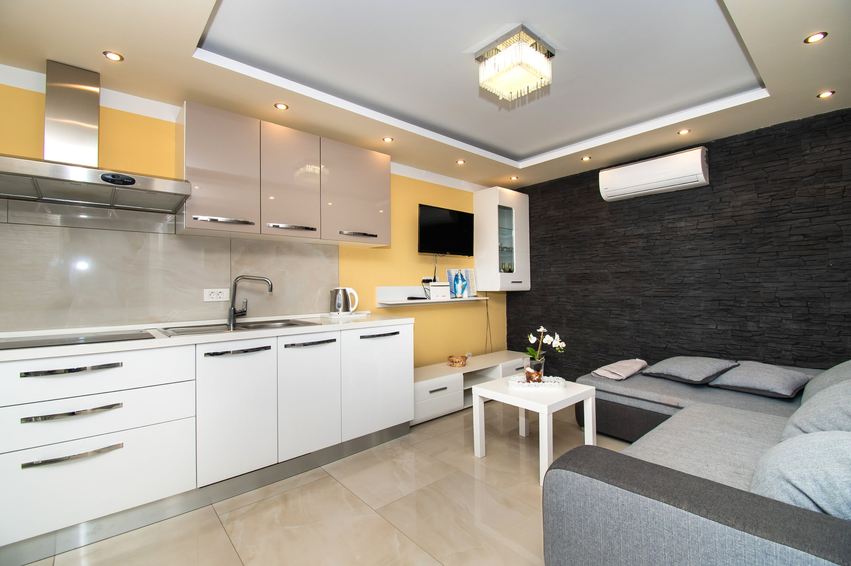 House Draga 82311-K1