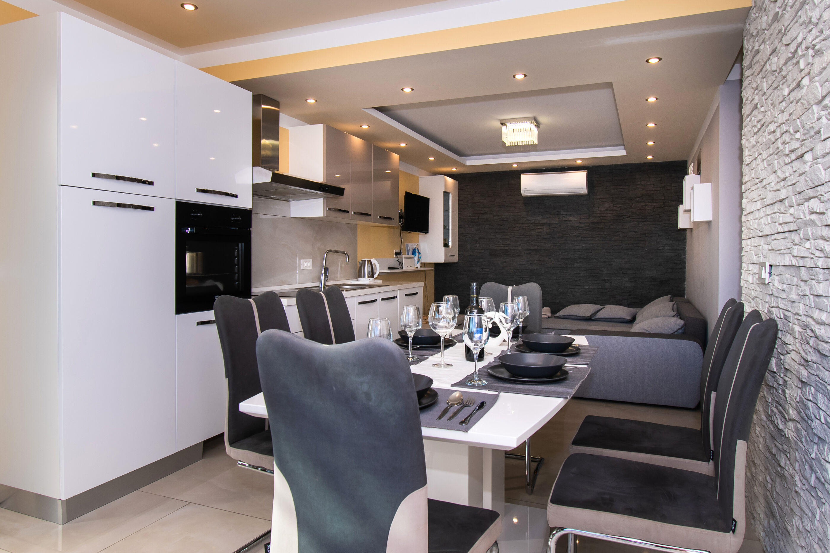 House Draga 82311-K1