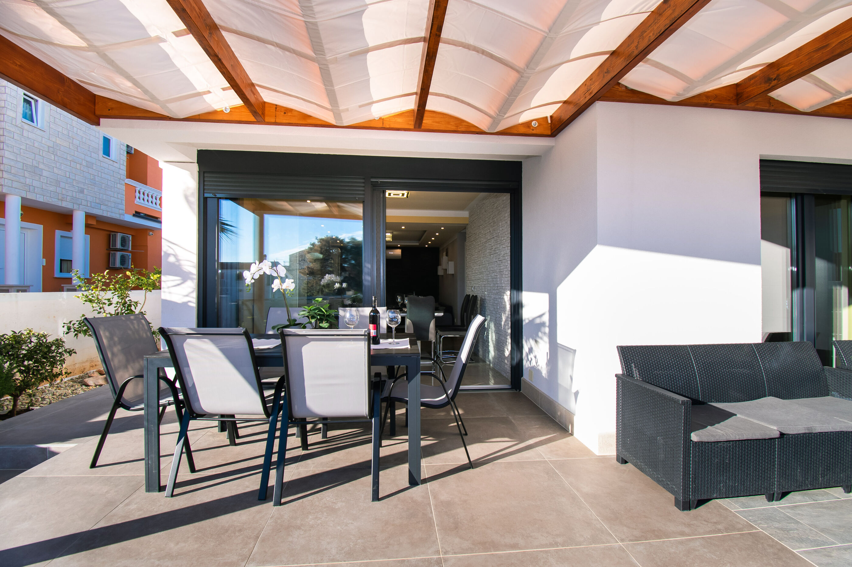 House Draga 82311-K1