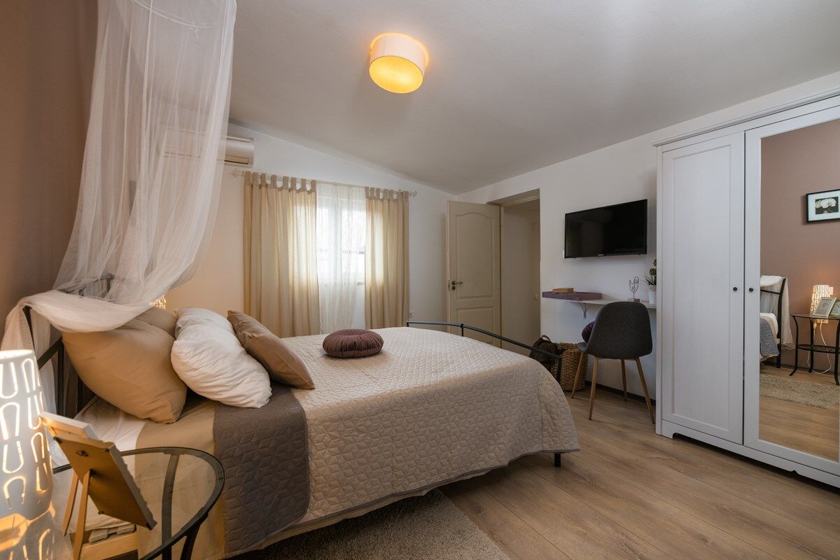 Villa Laura 16946-K1
