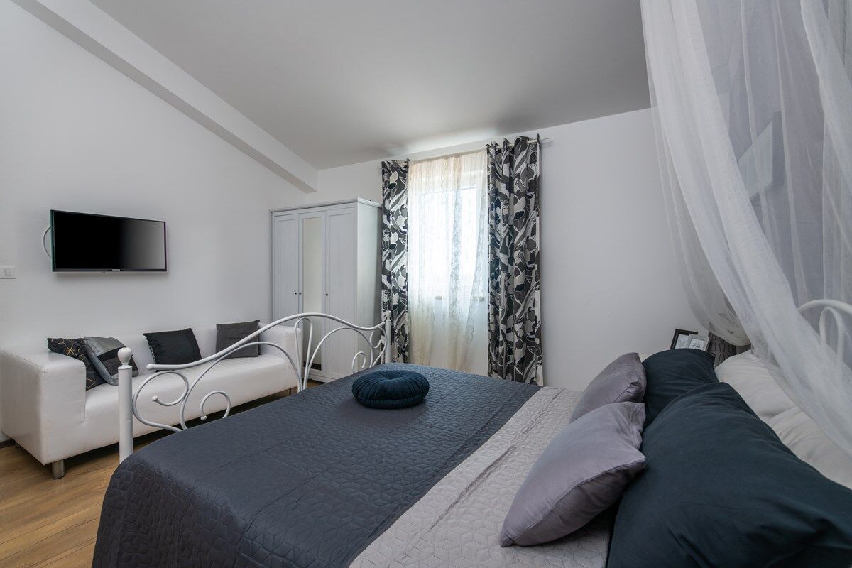 Villa Laura 16946-K1