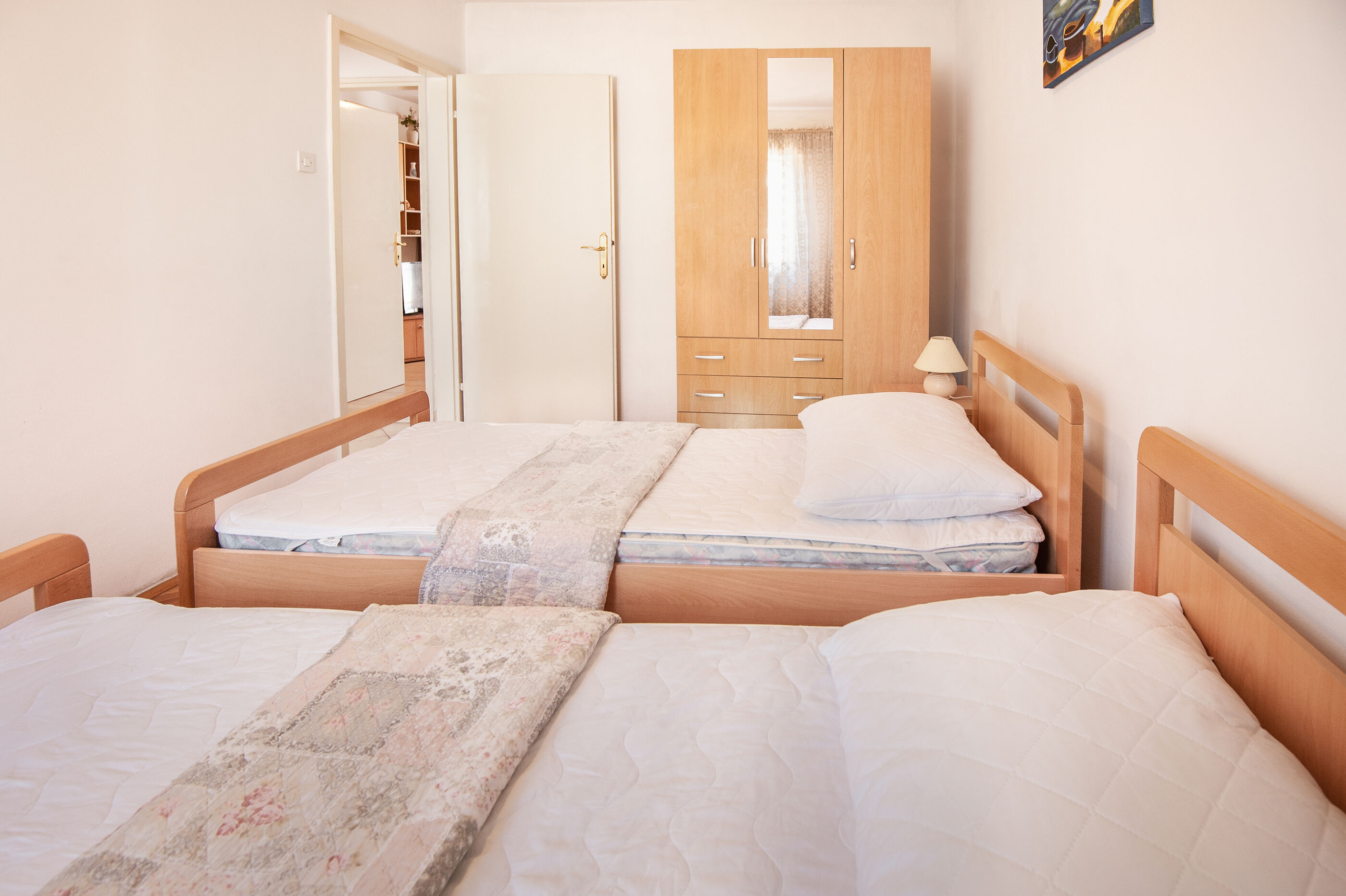 Apartments Milica 81401-A1