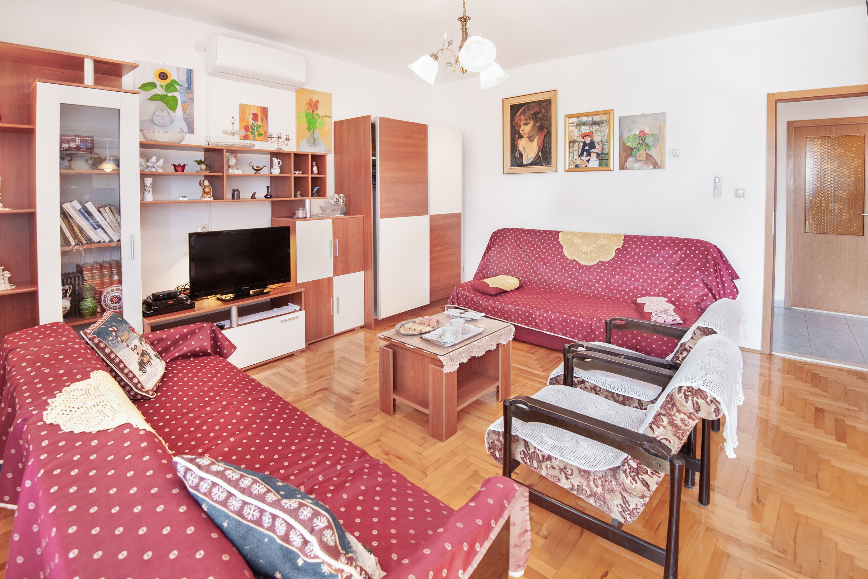Apartment Meri 56041-A1