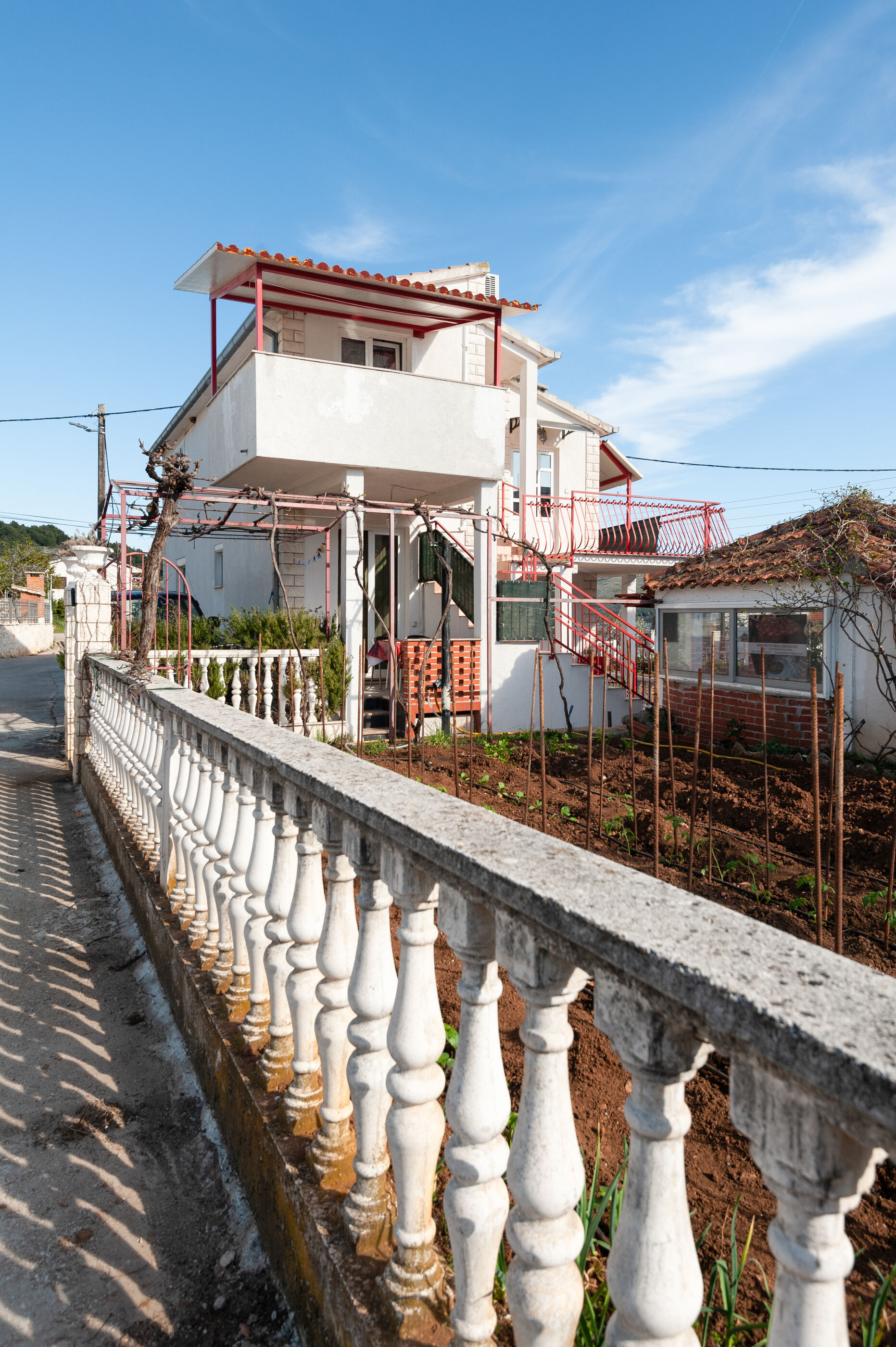 Apartments Mala Dalmacija 29691-A2