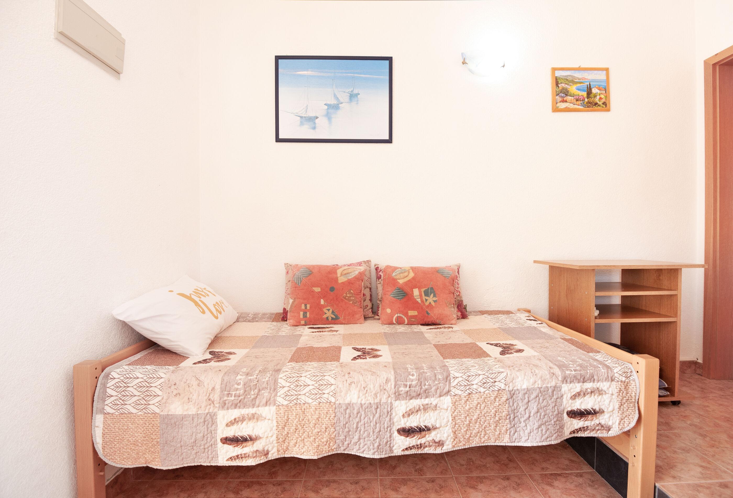 Apartments Mala Dalmacija 29691-A1