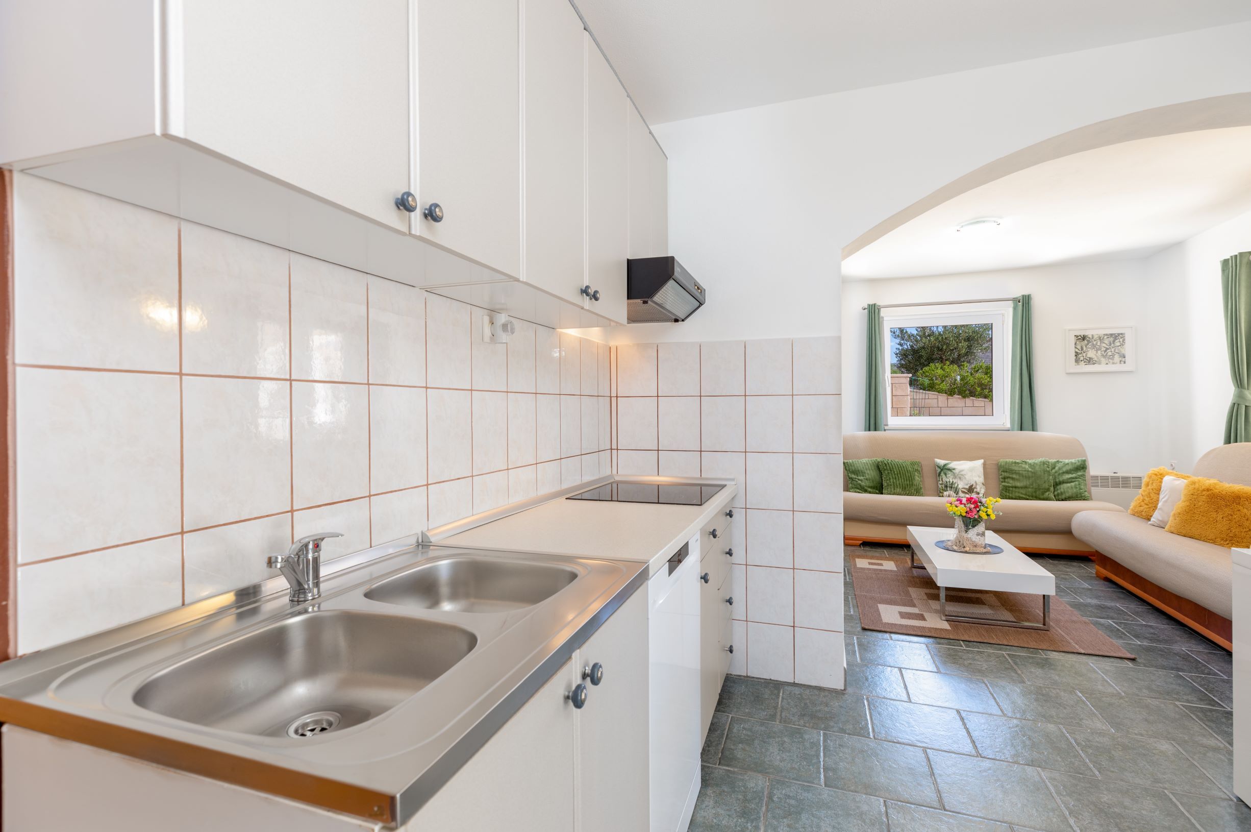 Apartments Maja 28861-A1