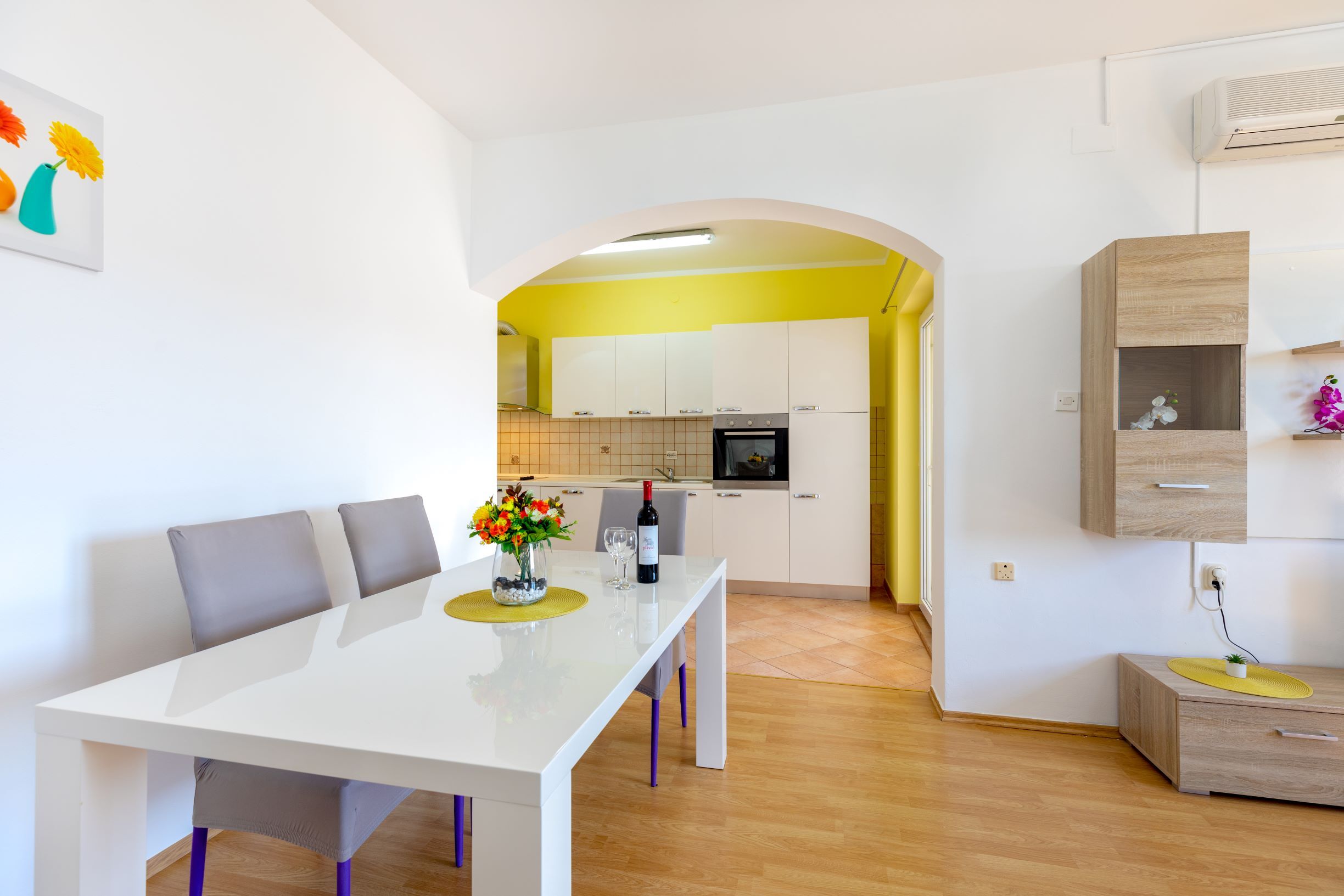 Apartments Maja 28861-A2