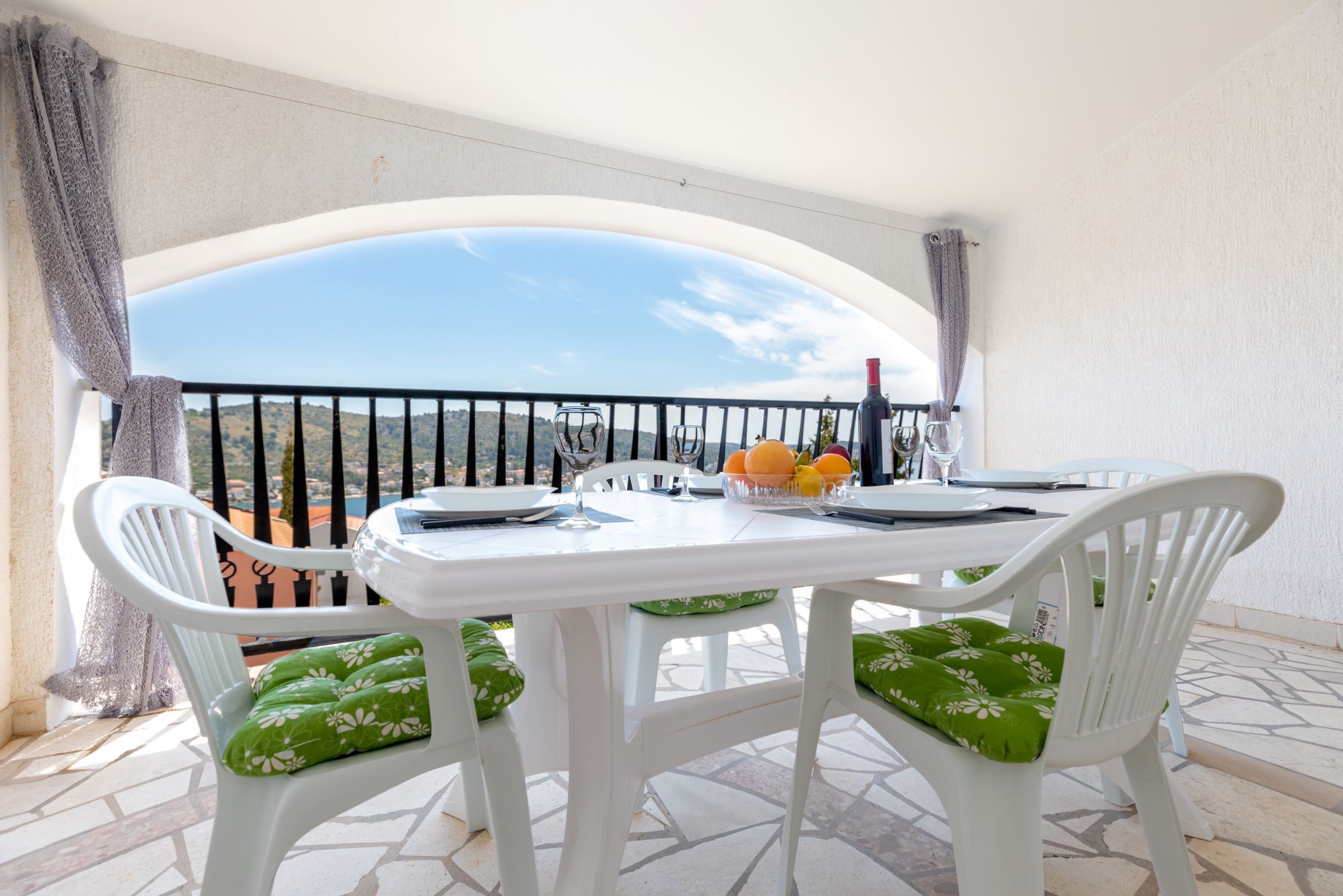 Apartments Maja 28861-A2