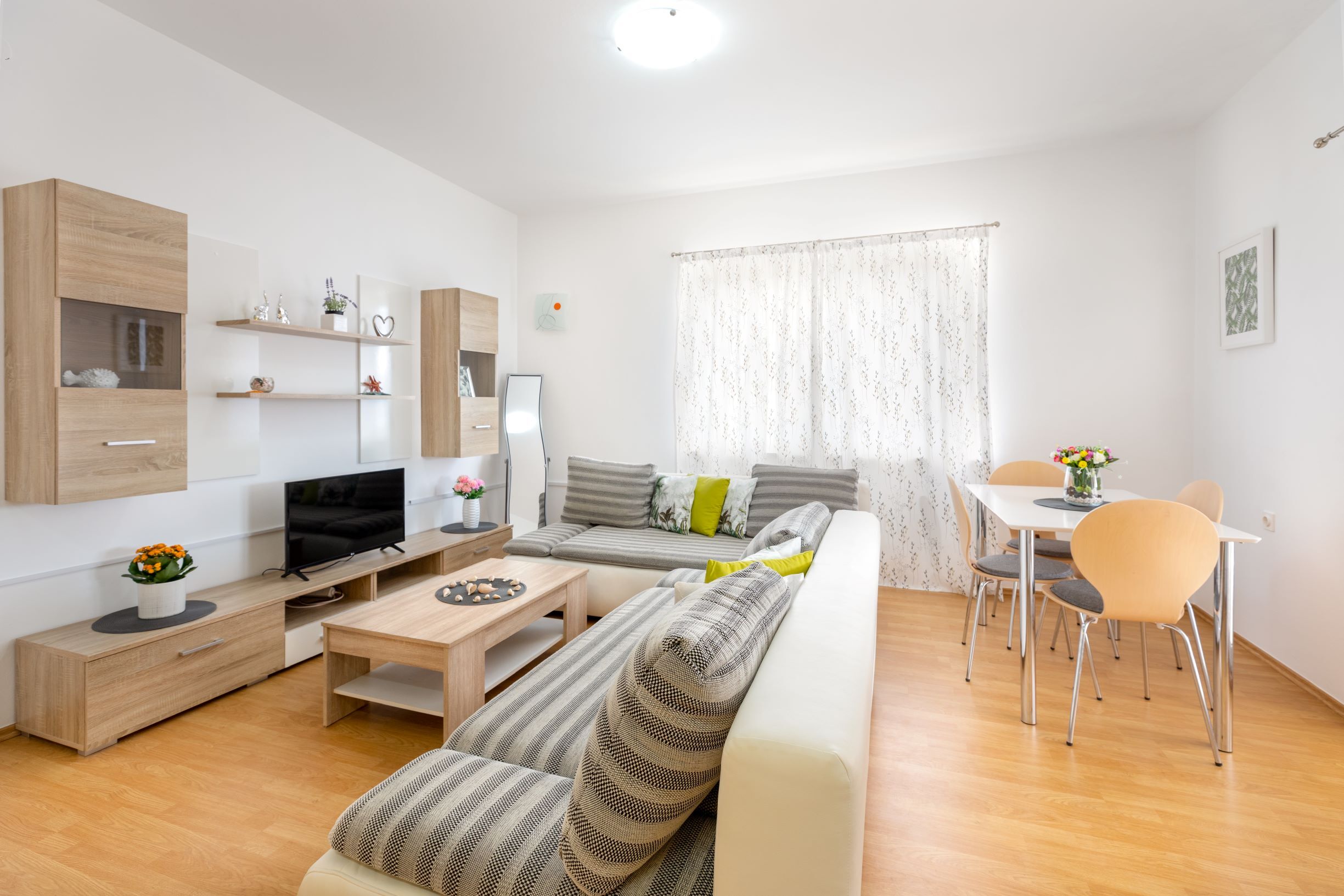 Apartments Maja 28861-A3