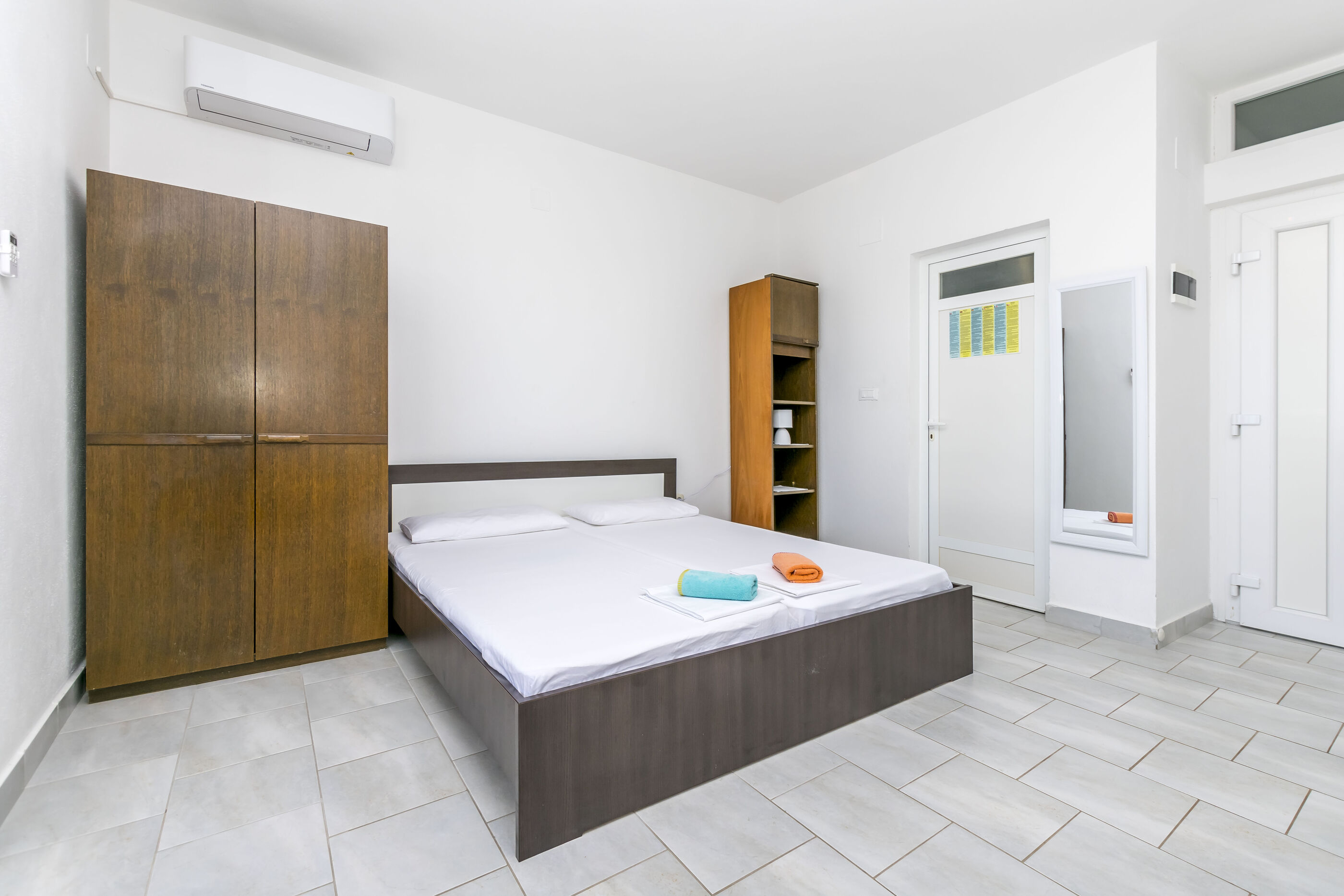 Apartments Barica 58481-A1