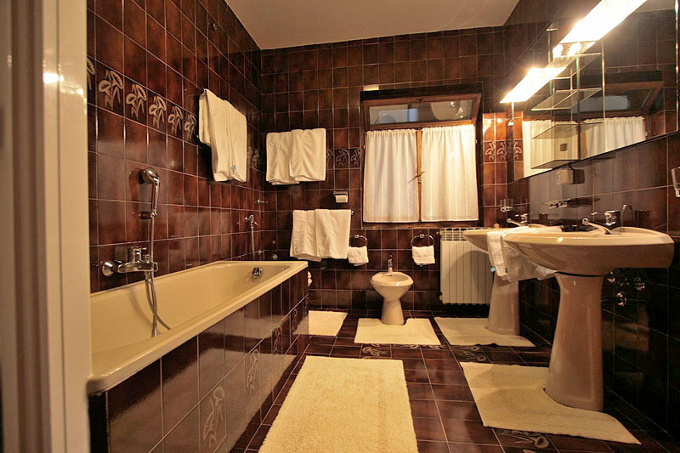 Apartments Nadia 85281-A1