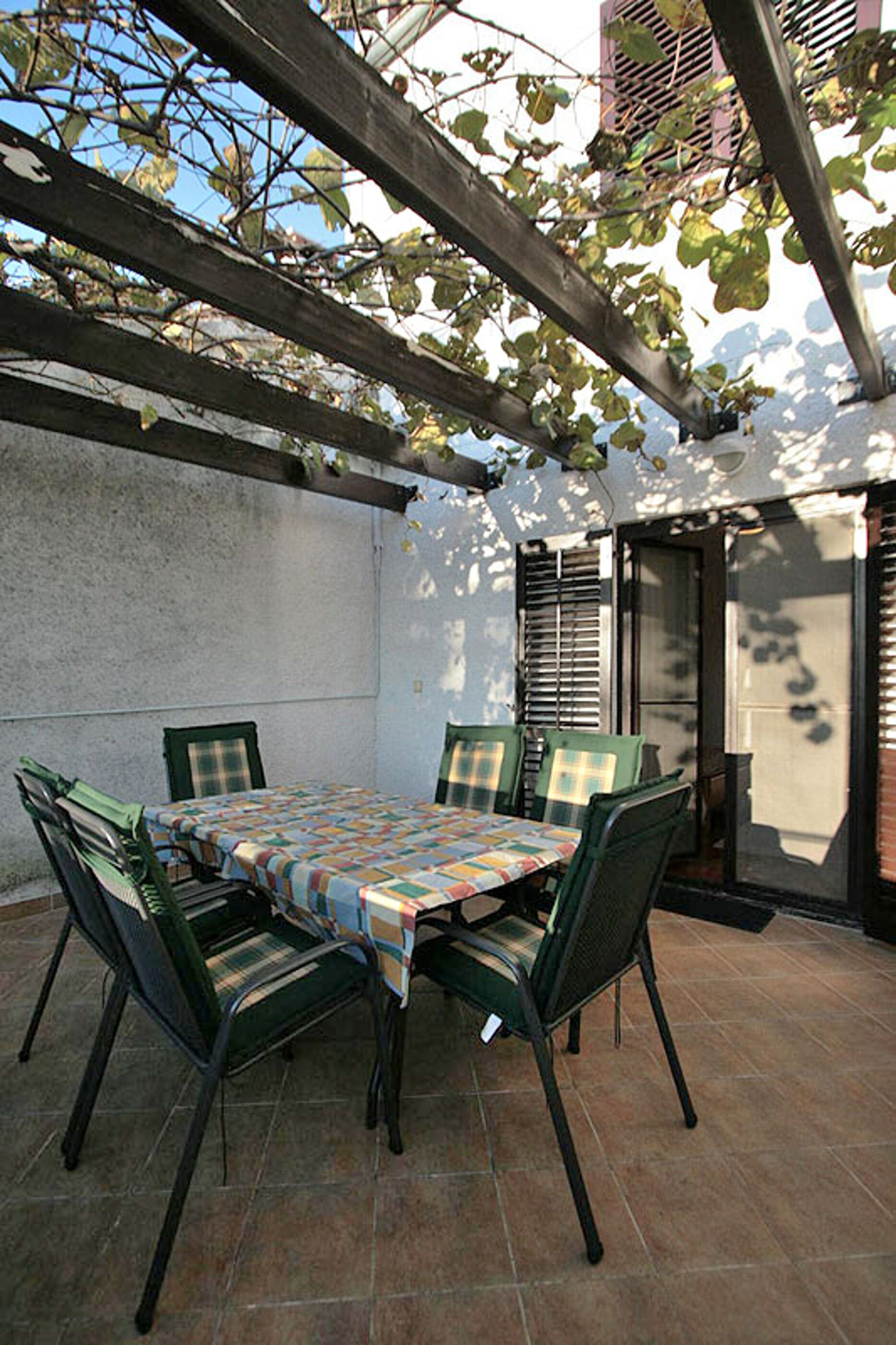 Apartments Nadia 85281-A1