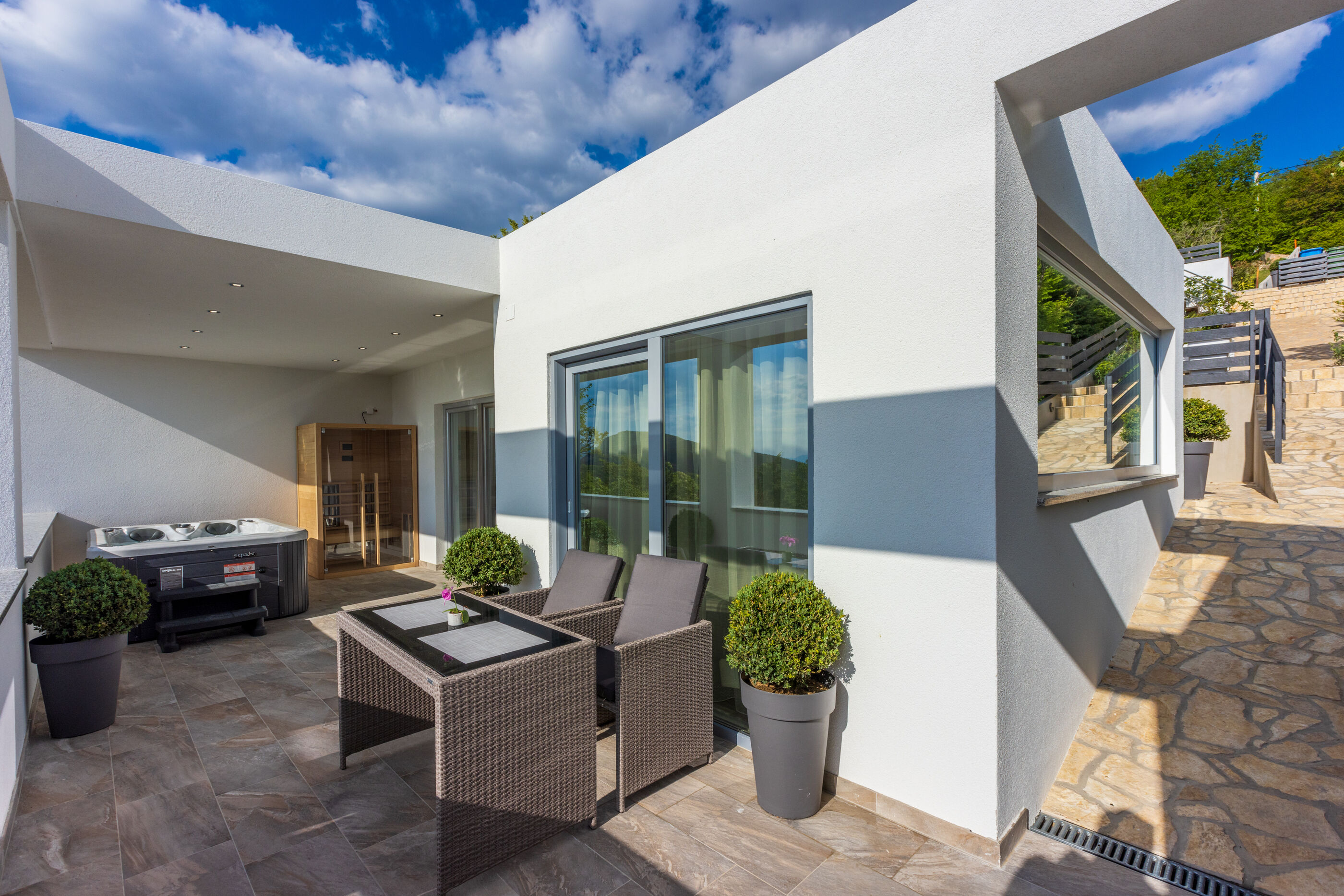 House Lynn 84936-K1