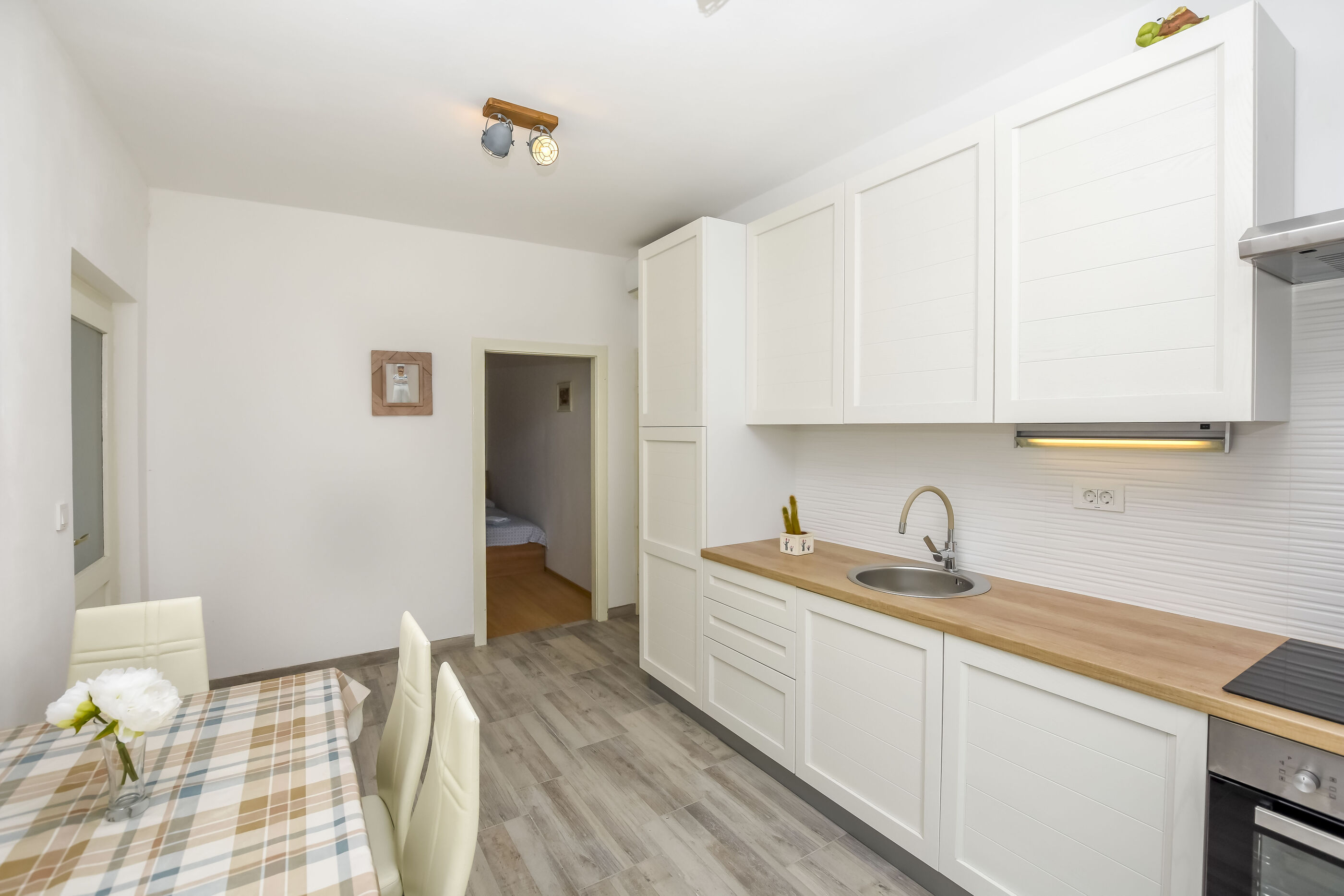 Apartments Dragica 15488-A2
