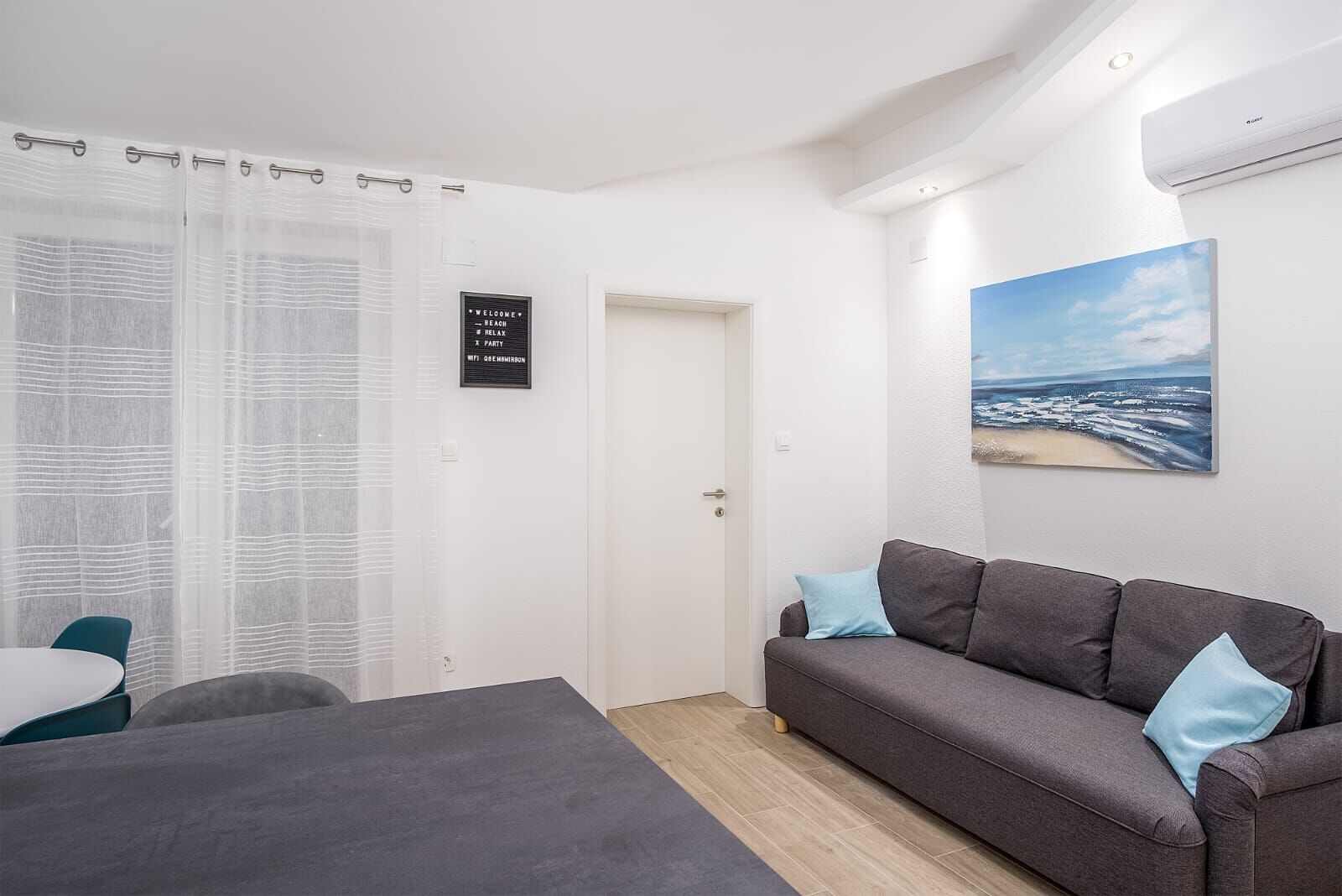 Apartments Seaside apartments Polić 82541-A6