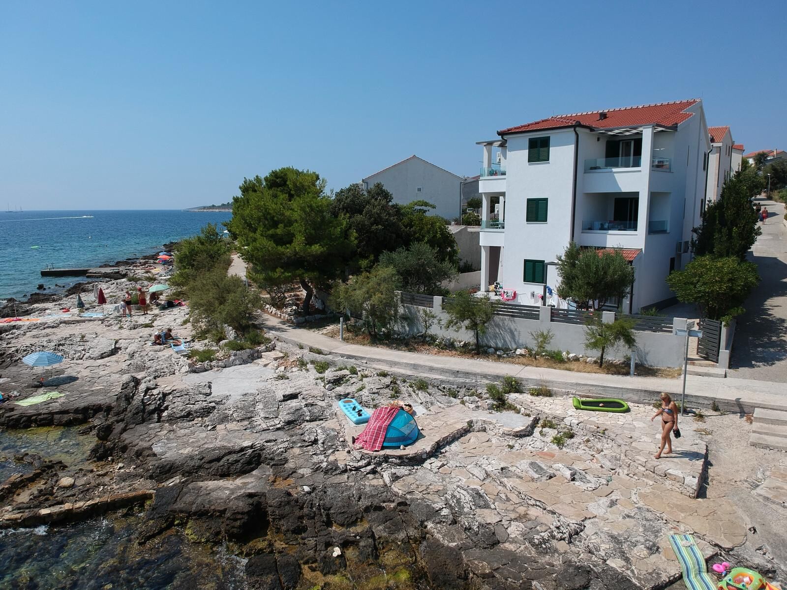 Apartments Seaside apartments Polić 82541-A2