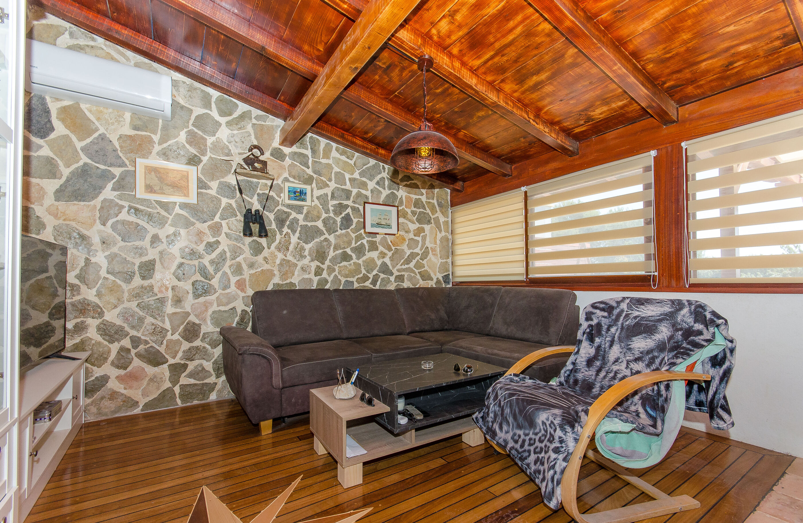 House Frane 85581-K1