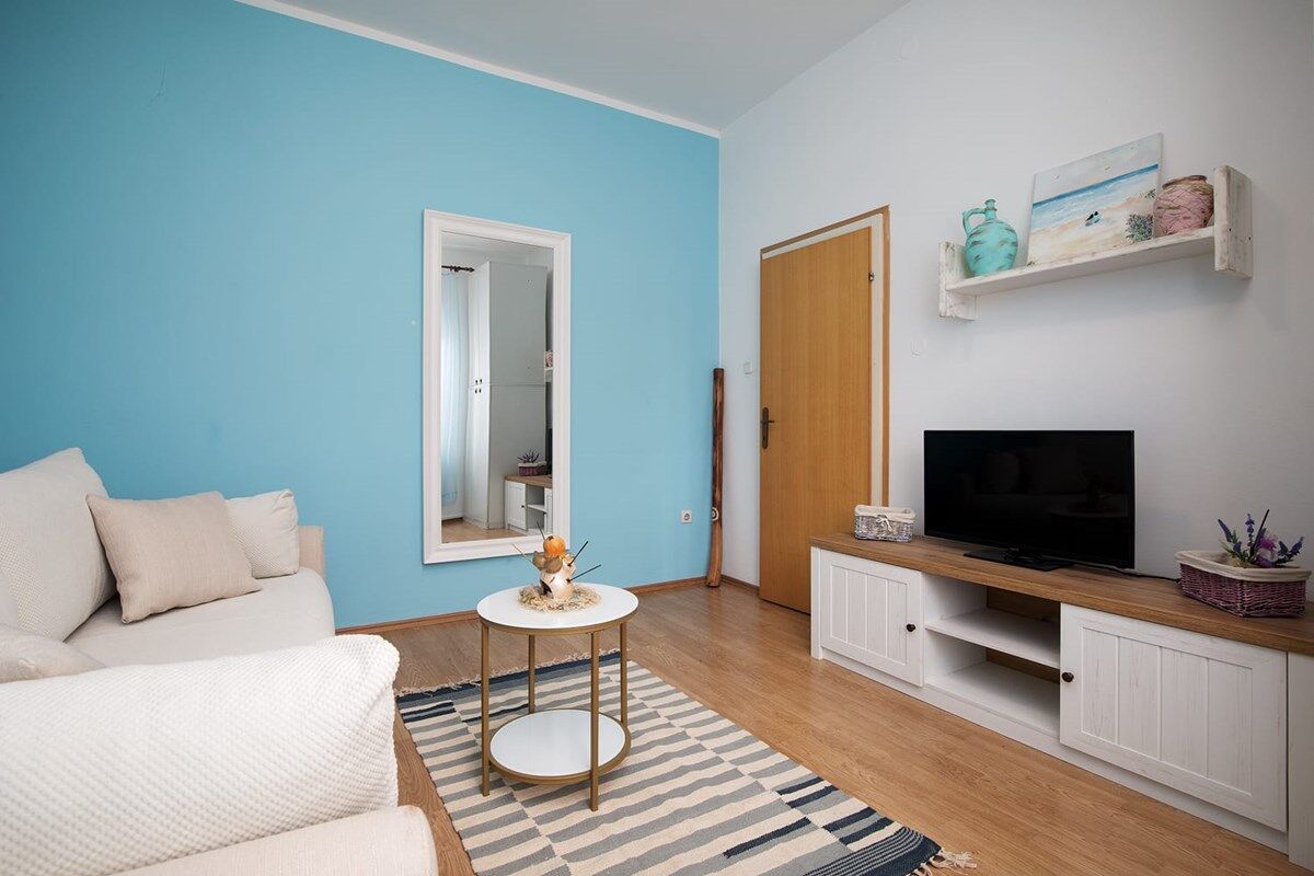 House Anamarija 73672-A1