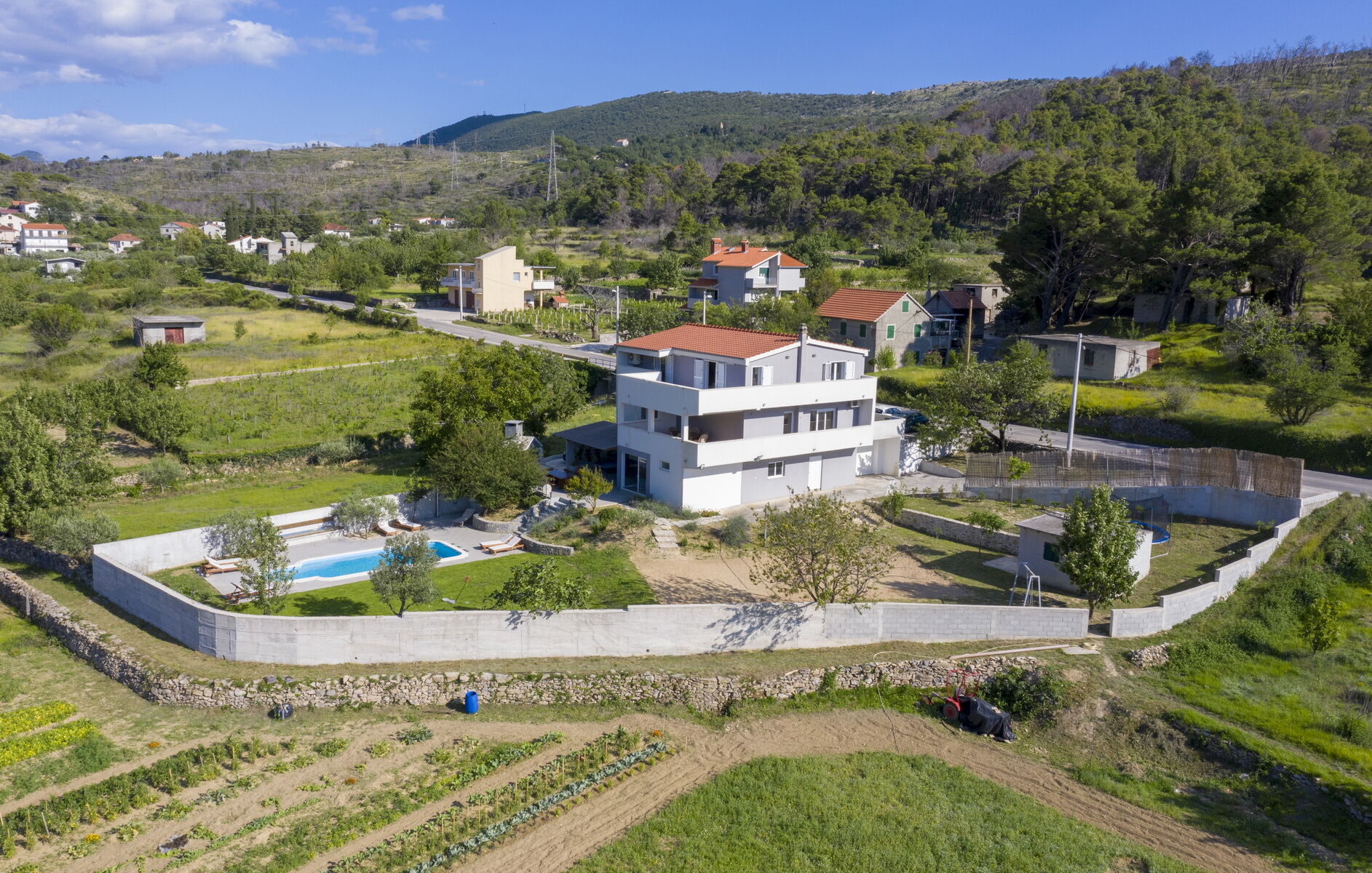 House Anavi V9341-K1